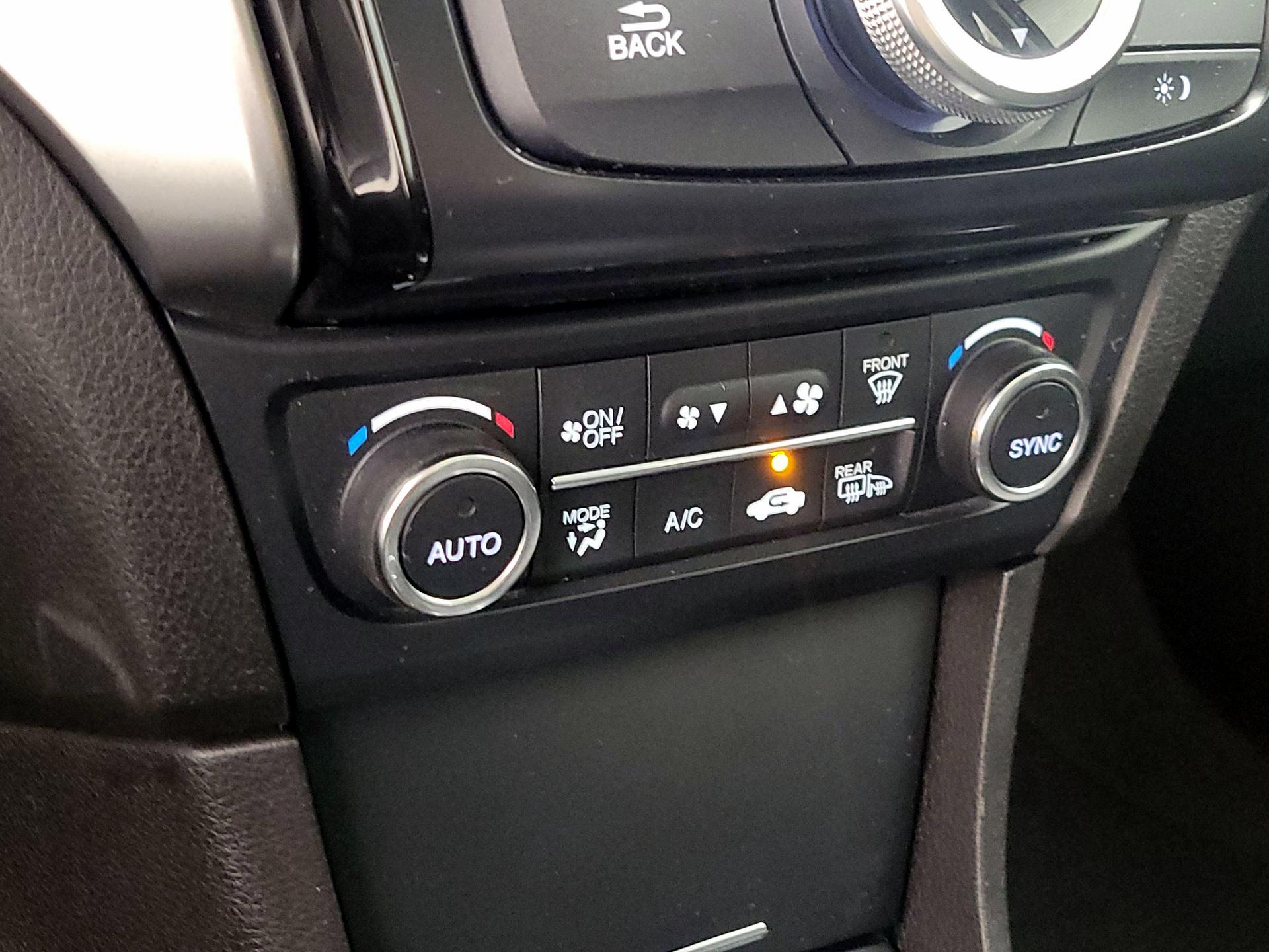 Thumbnail: 2019 Acura ILX - 16