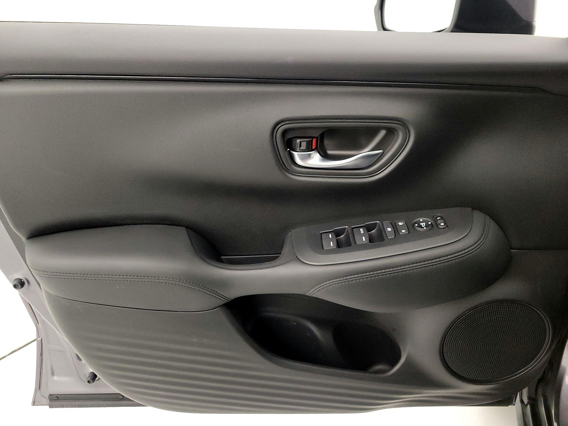 Thumbnail: 2025 Honda HR-V - 12