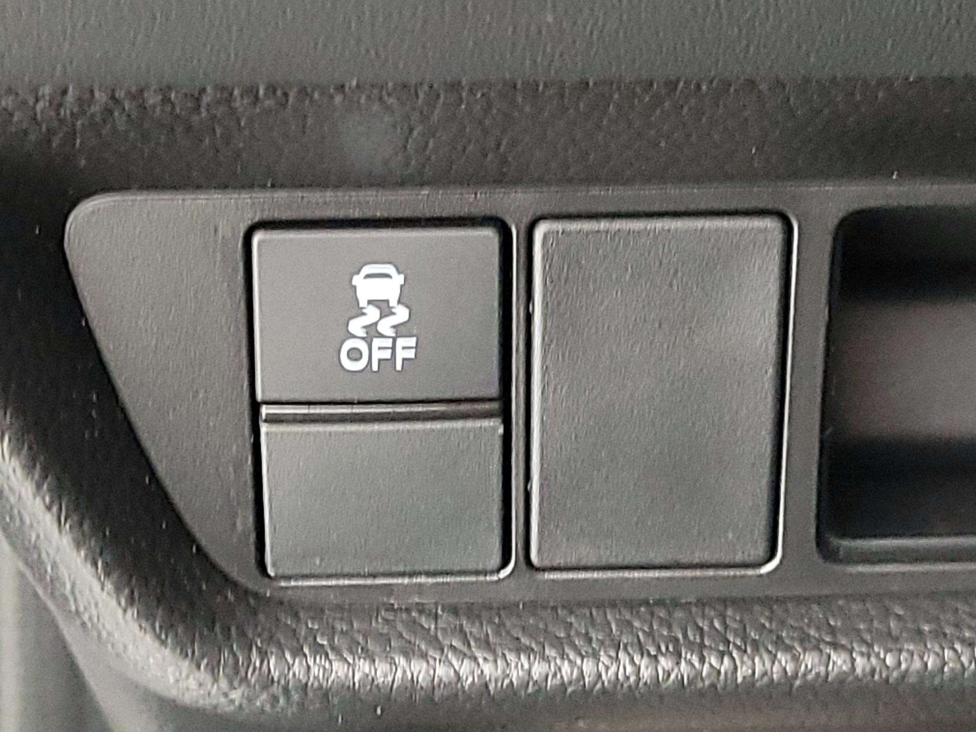 Thumbnail: 2025 Honda HR-V - 13