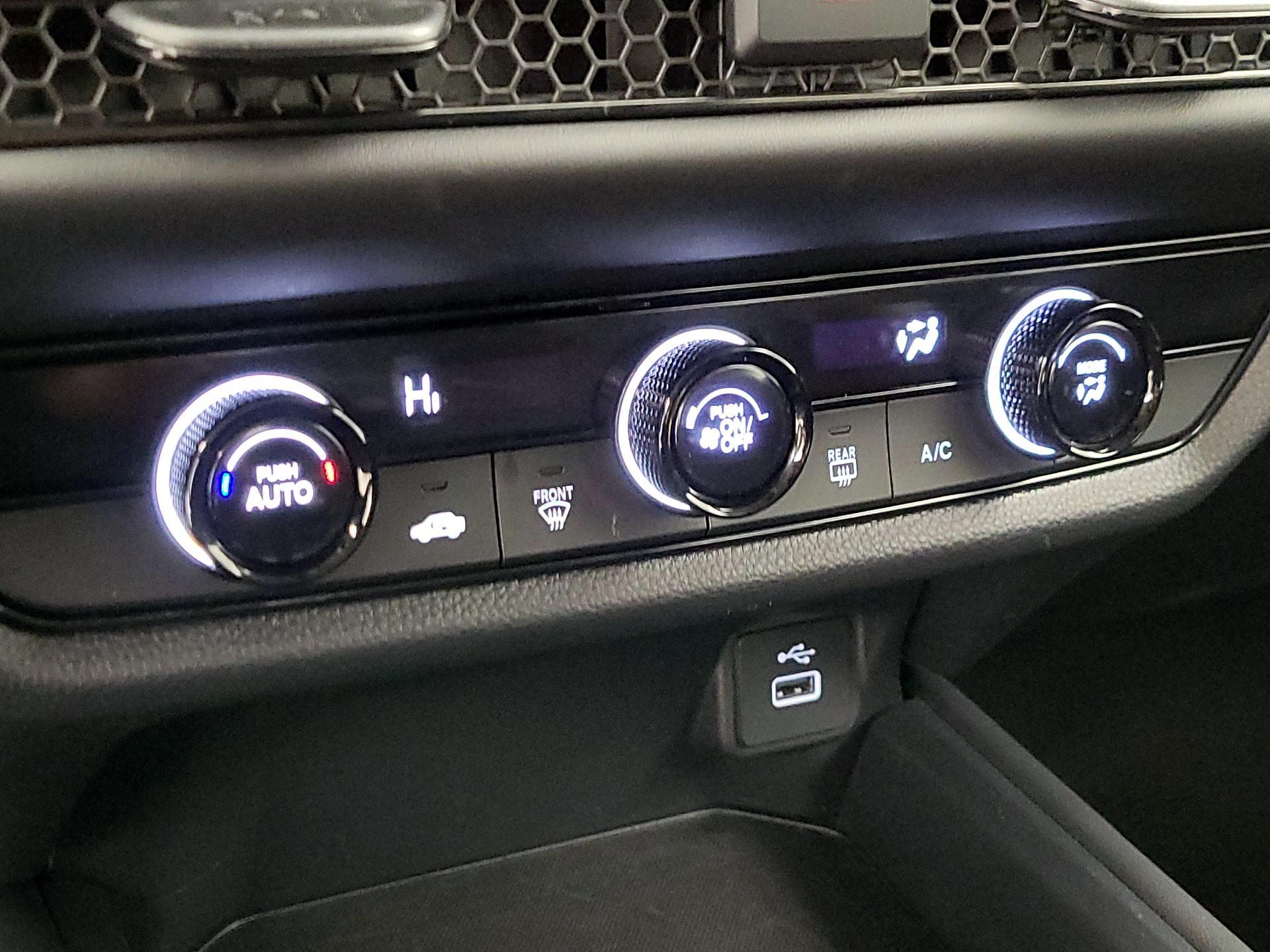 Thumbnail: 2025 Honda HR-V - 16