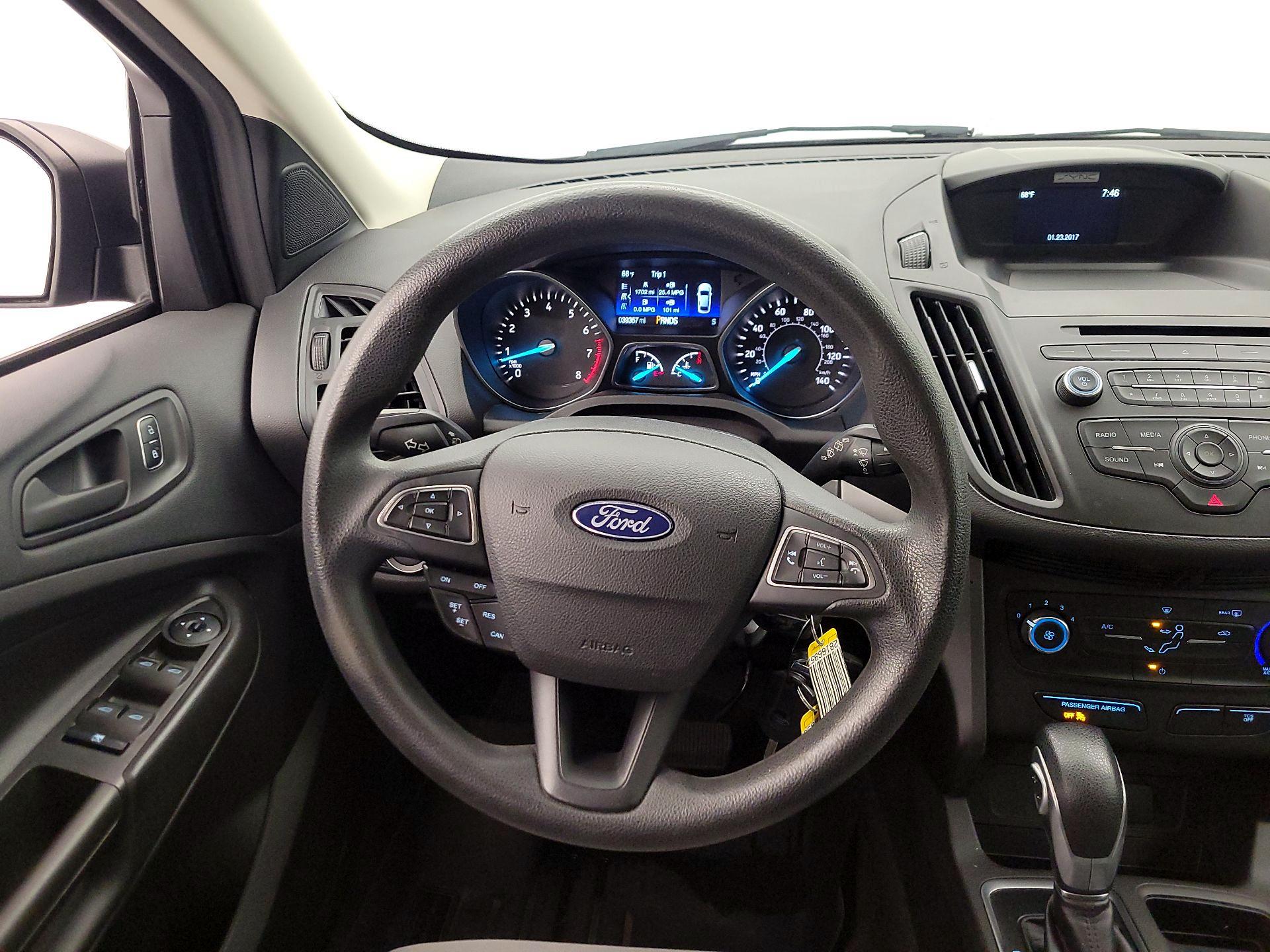 Thumbnail: 2017 Ford Escape - 10