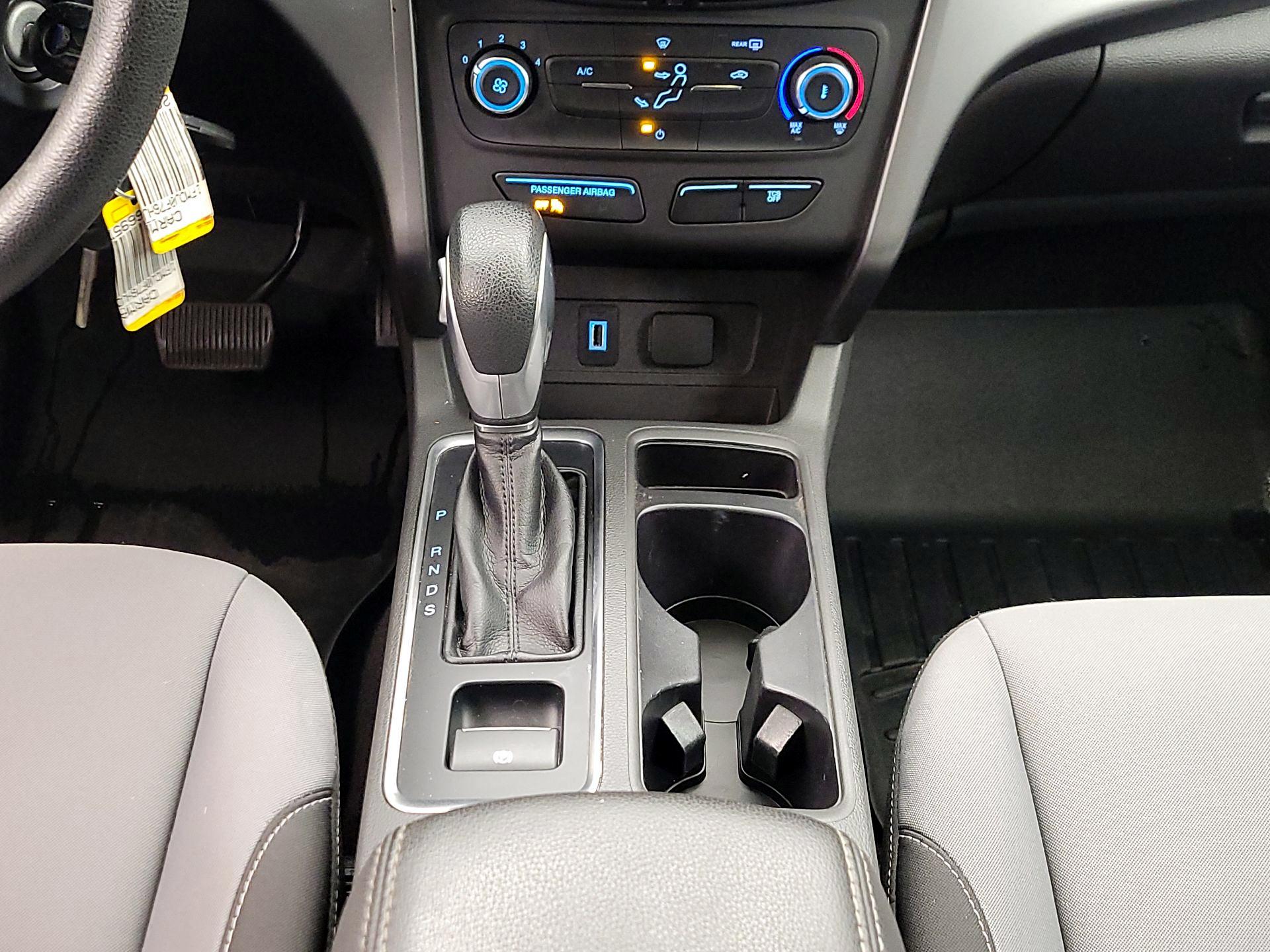 Thumbnail: 2017 Ford Escape - 17