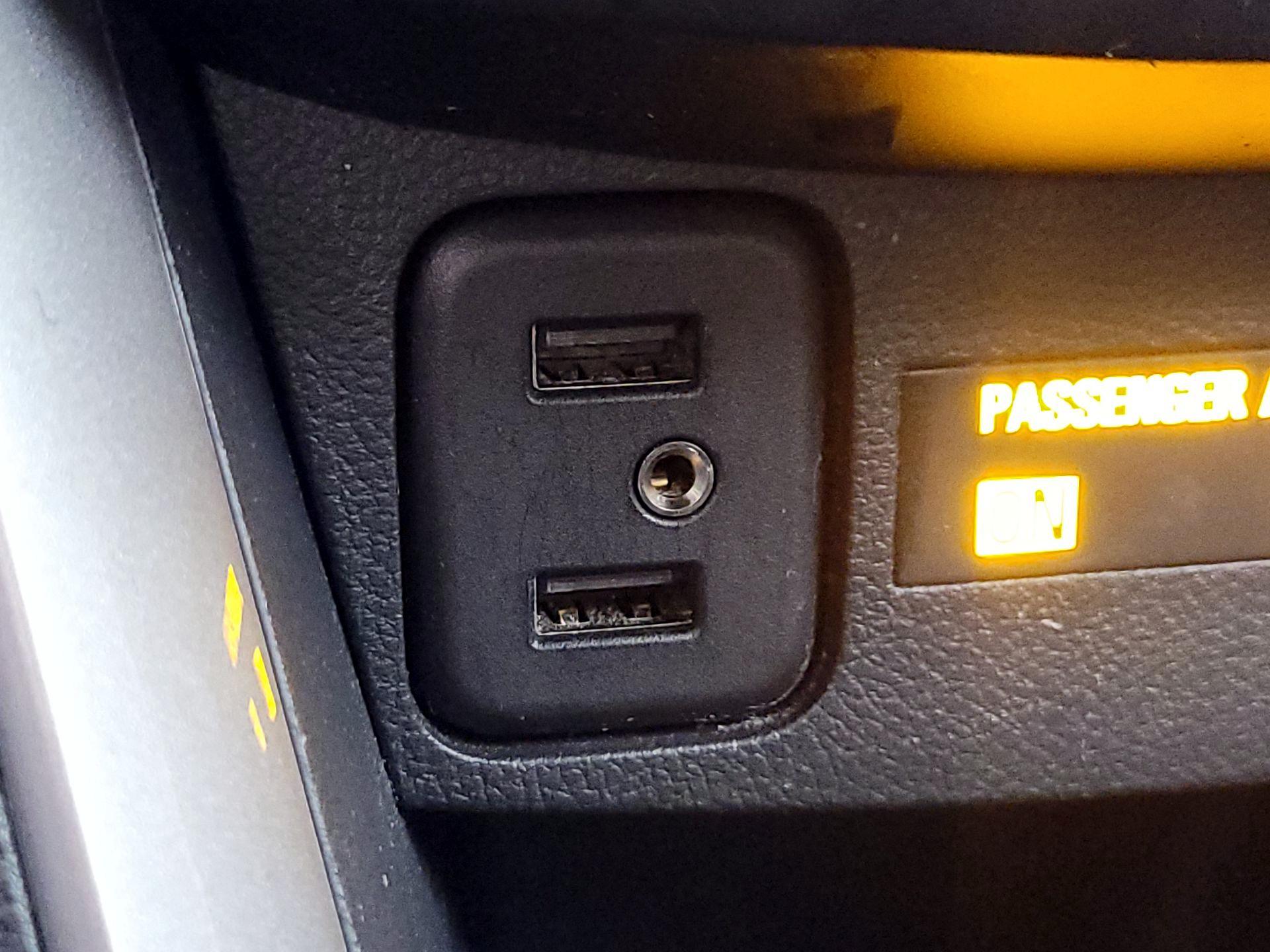 Thumbnail: 2020 Chevrolet Trax - 18