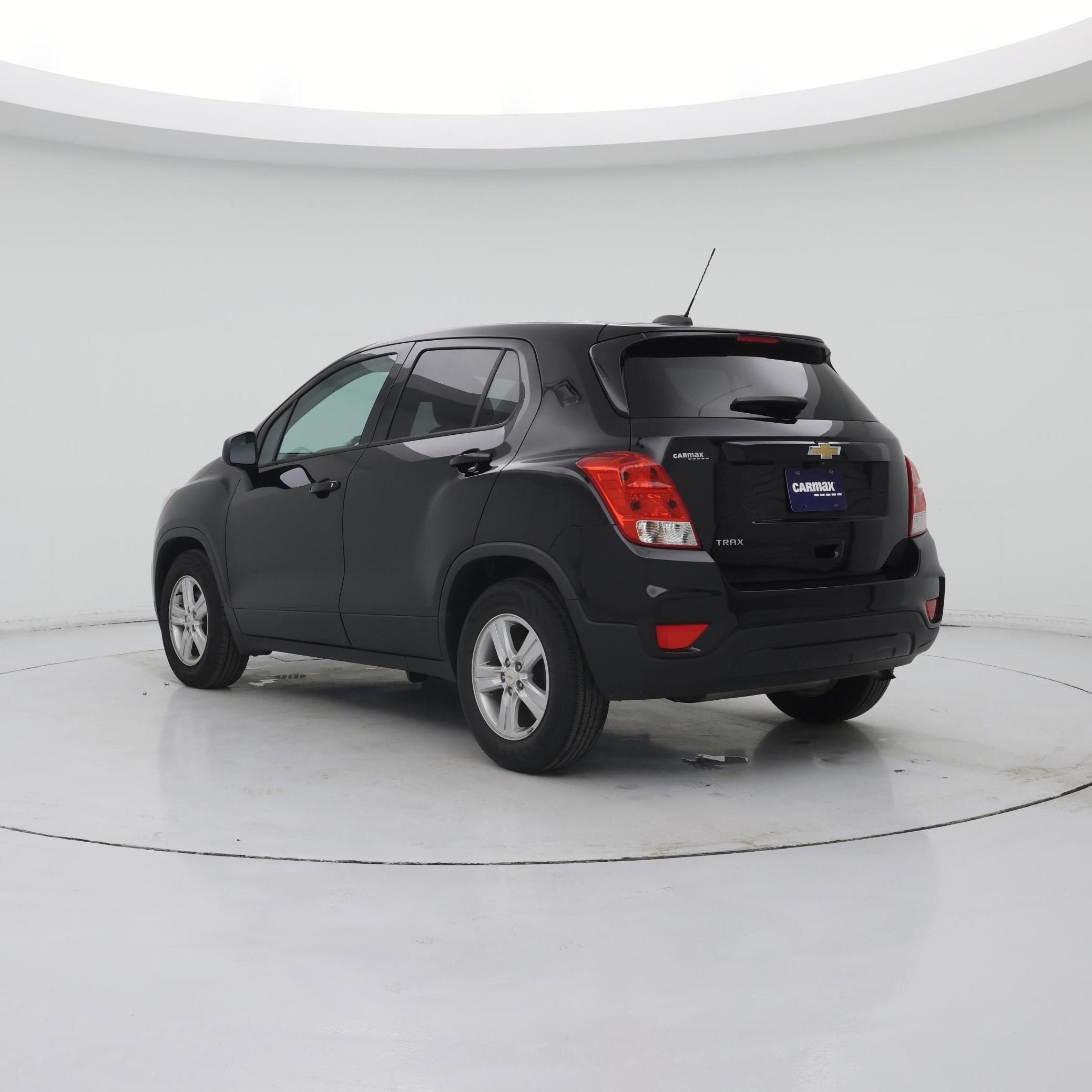 Thumbnail: 2020 Chevrolet Trax - 2