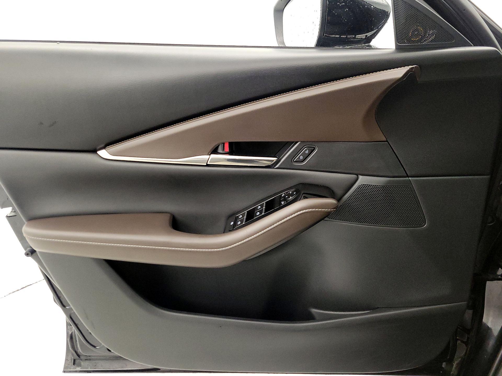 Thumbnail: 2023 Mazda CX-30 - 12