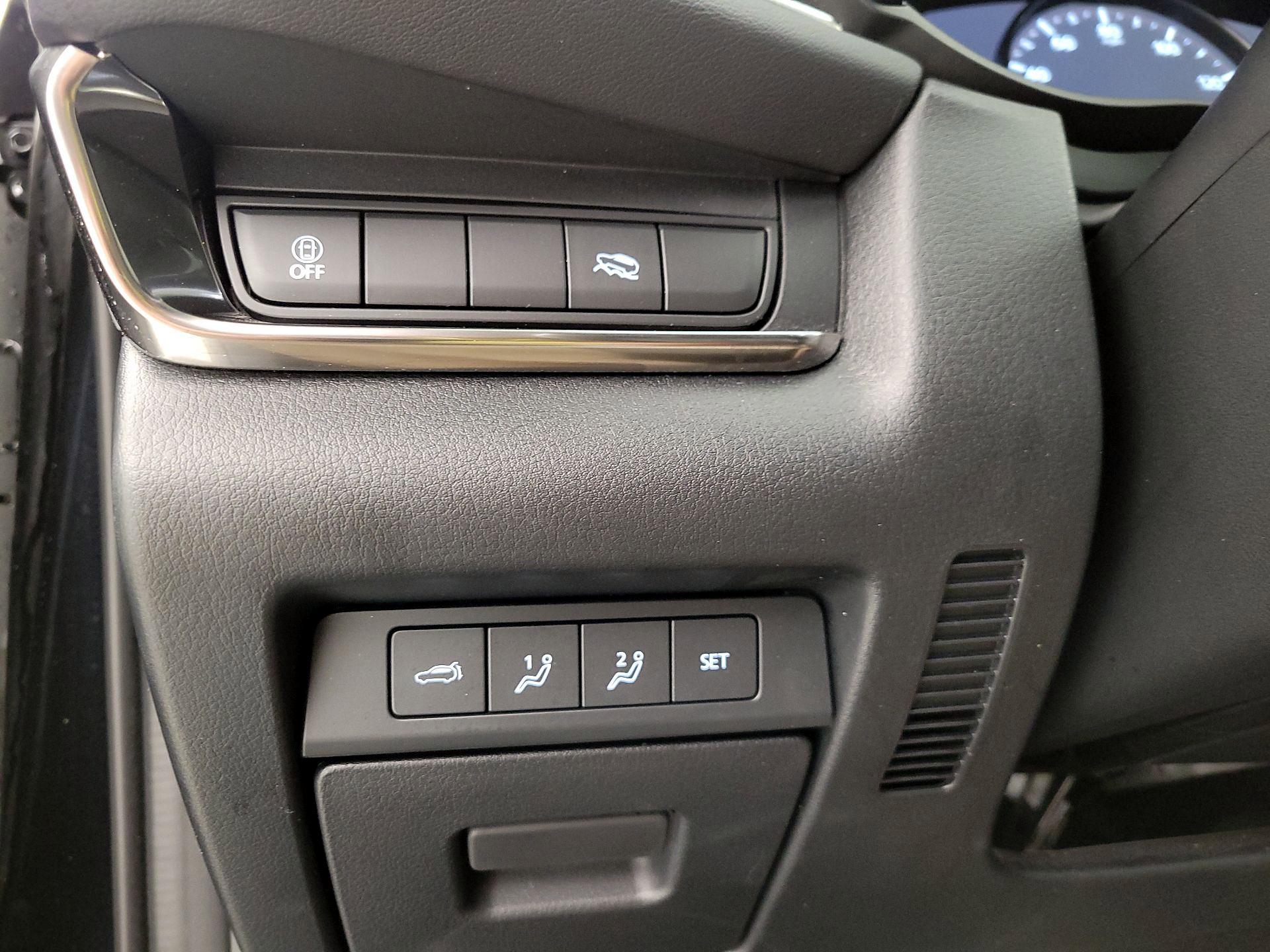 Thumbnail: 2023 Mazda CX-30 - 13