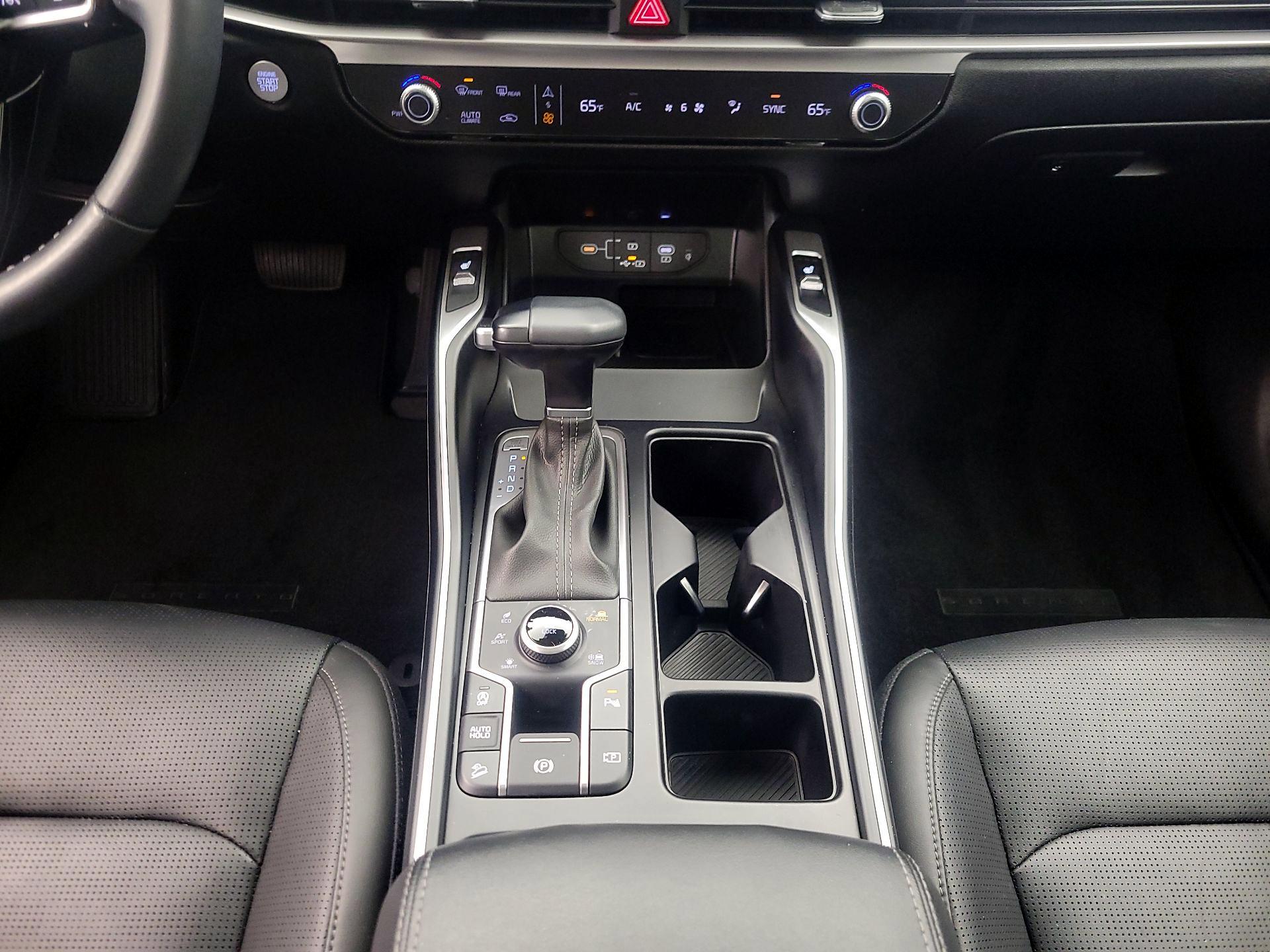 Thumbnail: 2024 Kia Sorento - 18