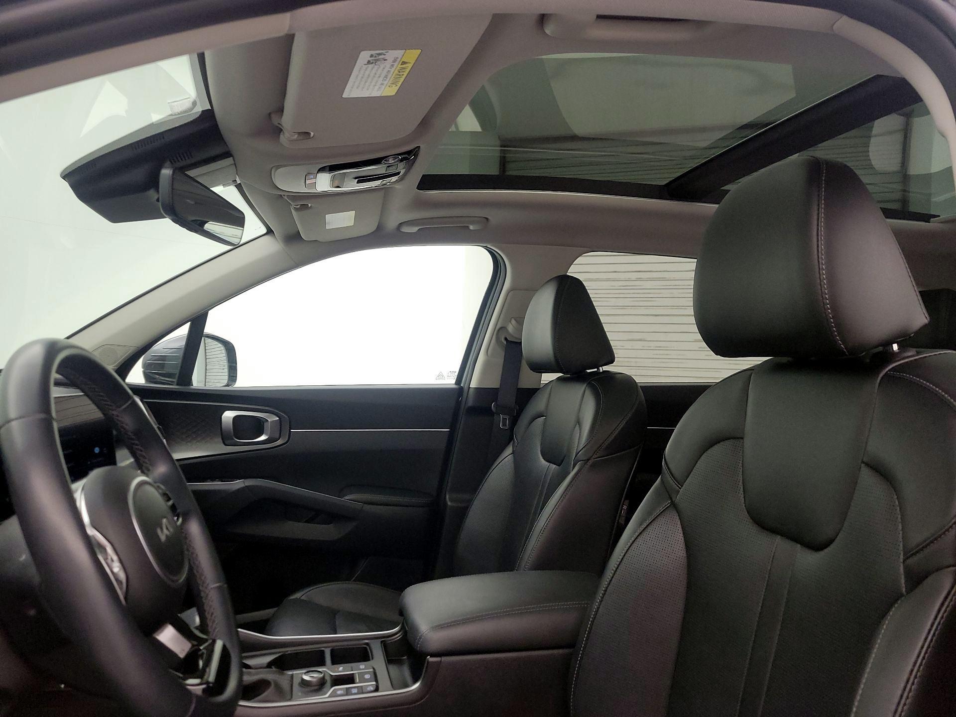 Thumbnail: 2024 Kia Sorento - 20