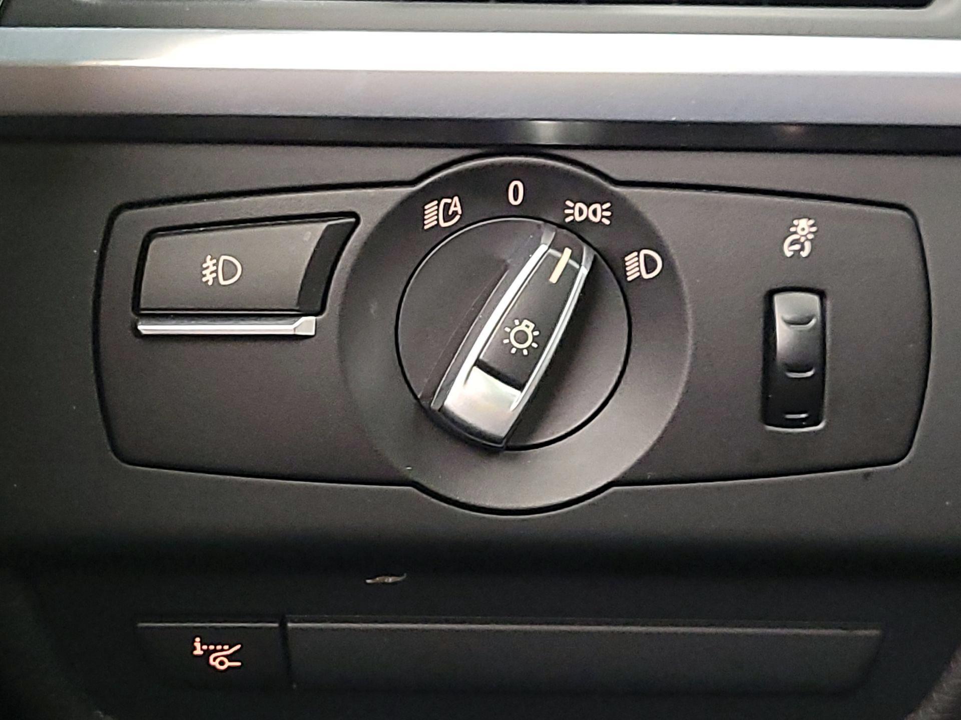 Thumbnail: 2015 BMW 6 Series - 13