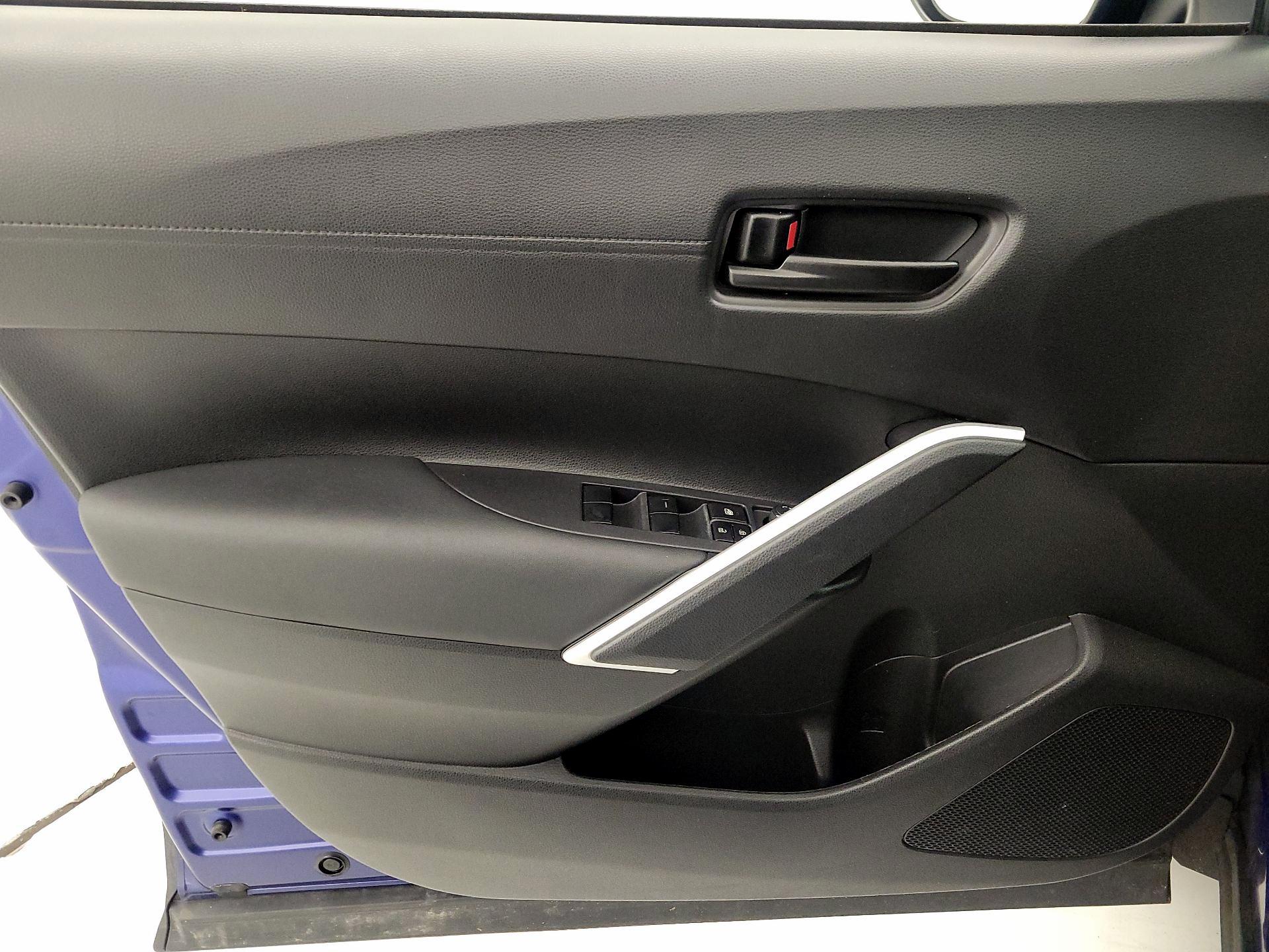 Thumbnail: 2023 Toyota Corolla Cross - 12