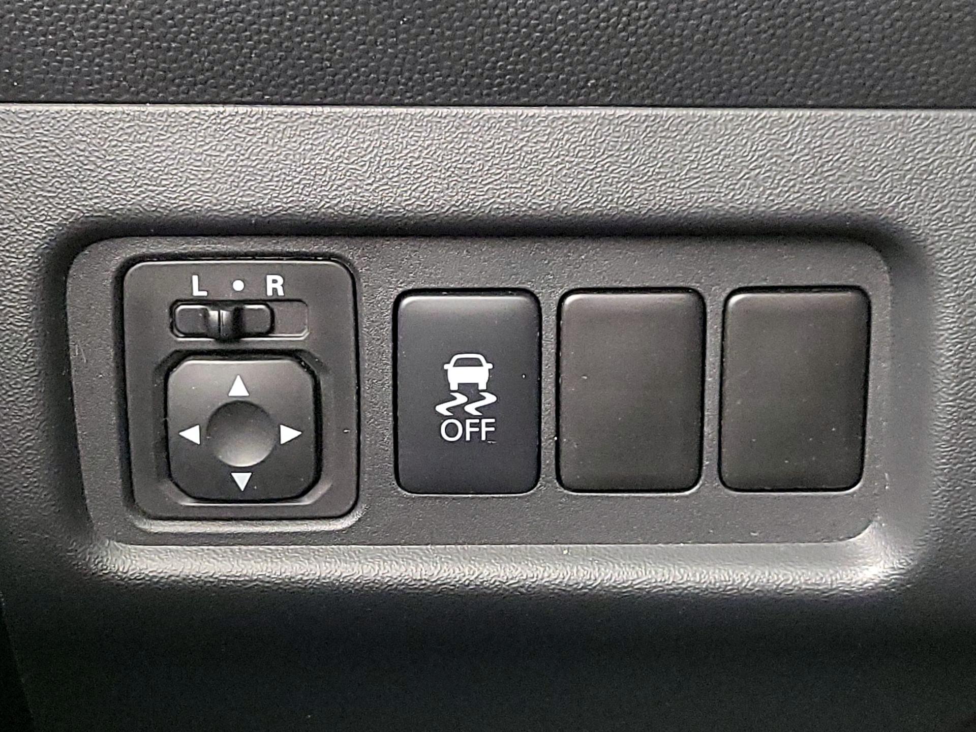 Thumbnail: 2019 Mitsubishi Mirage G4 - 13