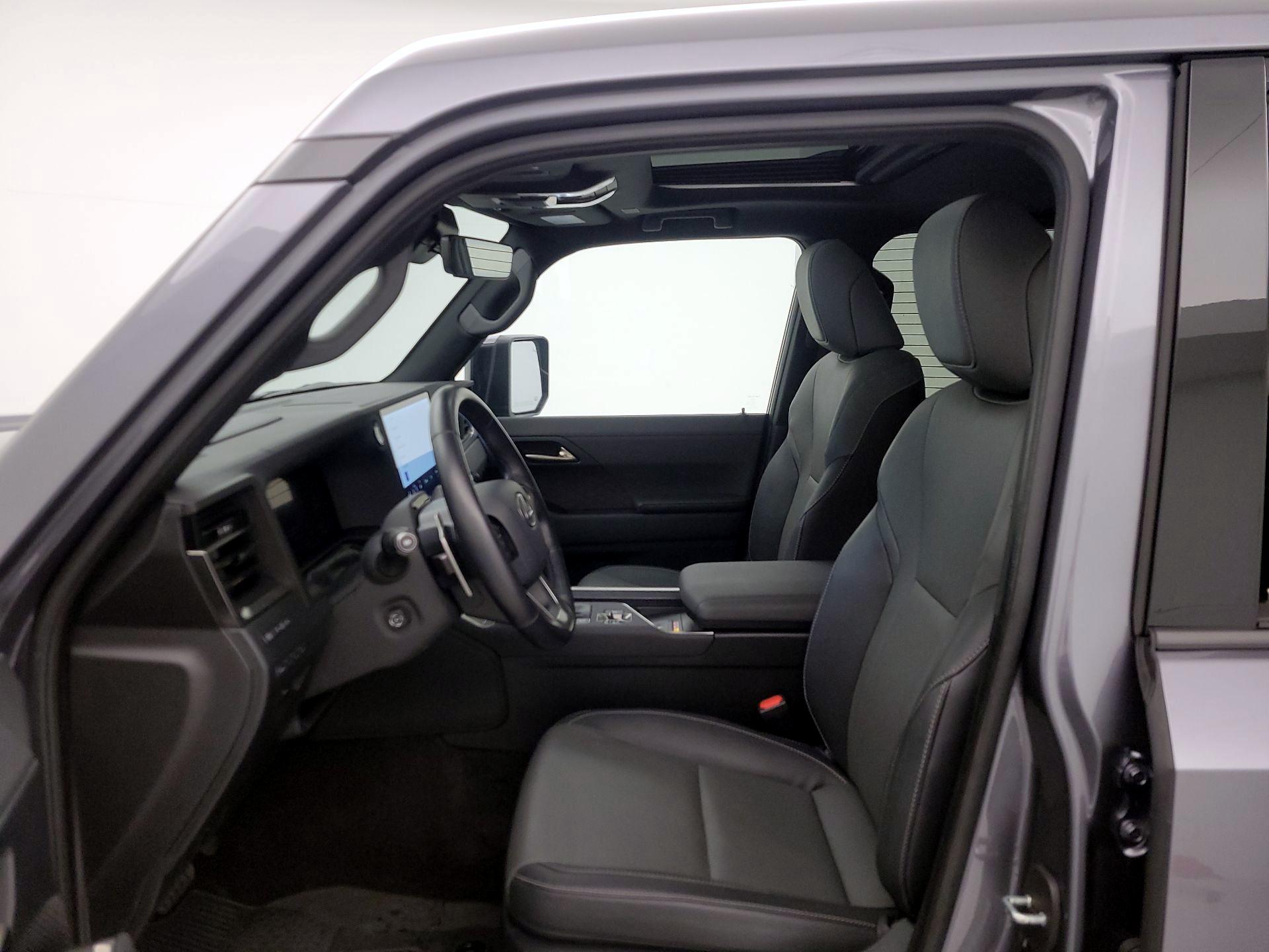 Thumbnail: 2024 Lexus GX - 11