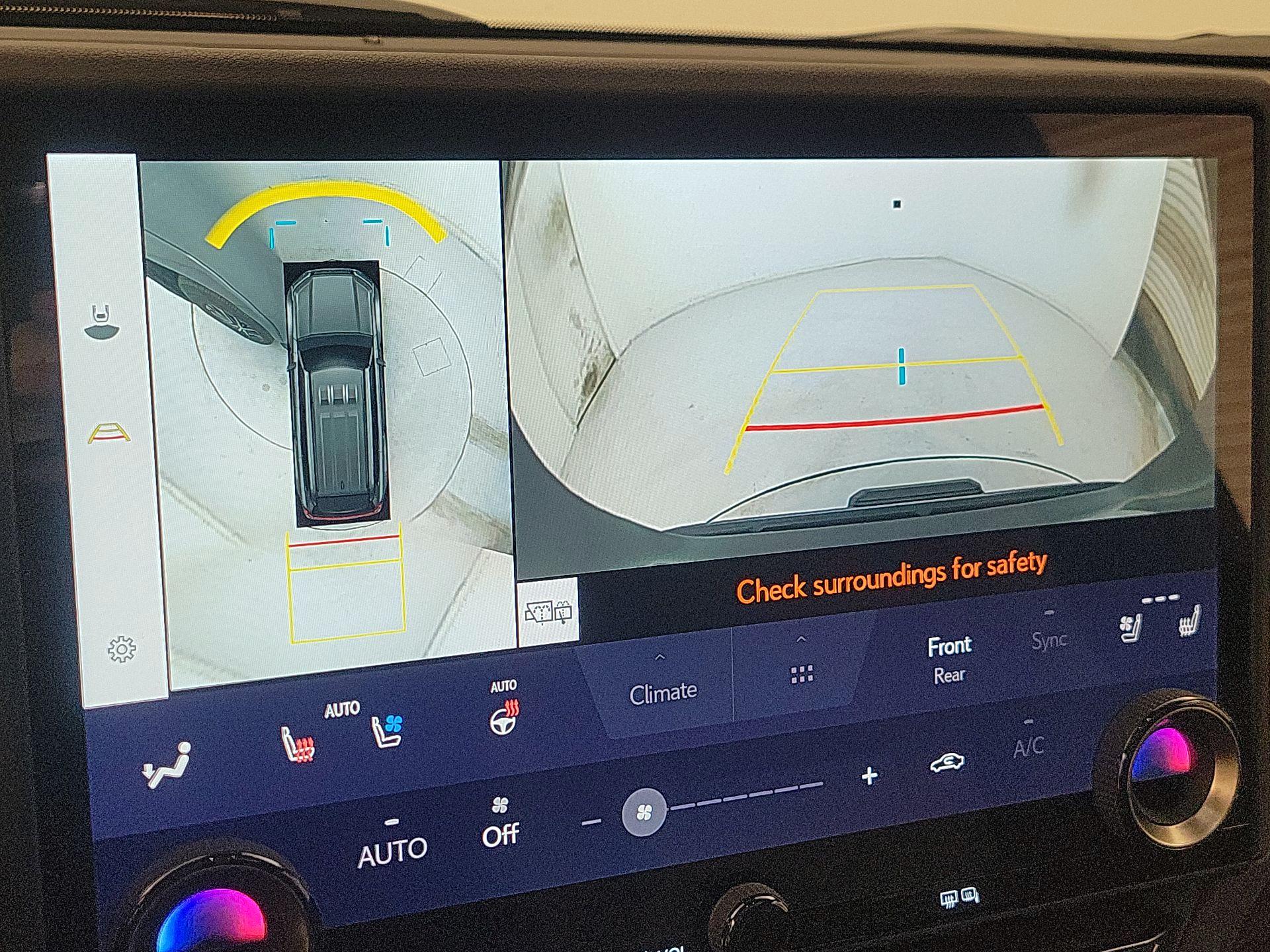 Thumbnail: 2024 Lexus GX - 14