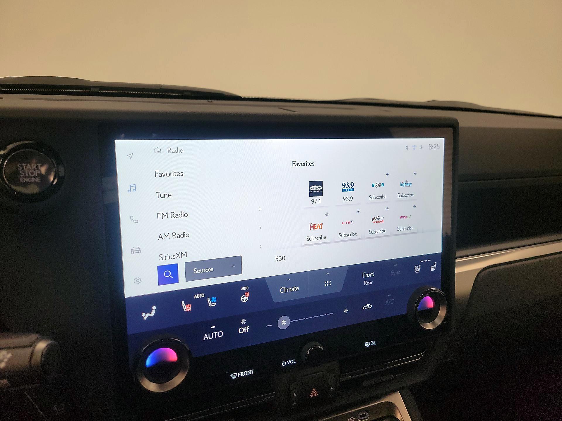 Thumbnail: 2024 Lexus GX - 15