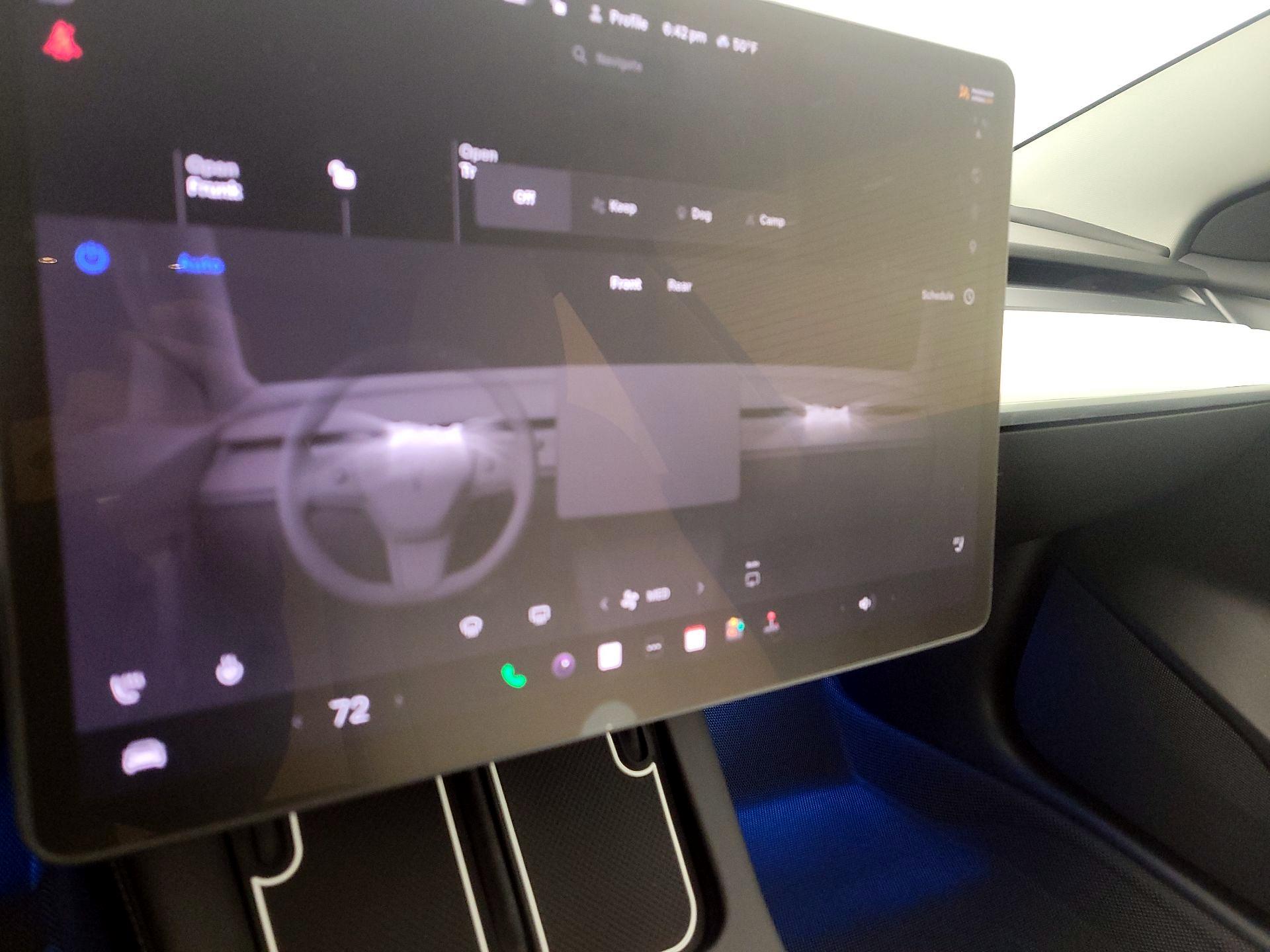 Thumbnail: 2022 Tesla Model 3 - 16