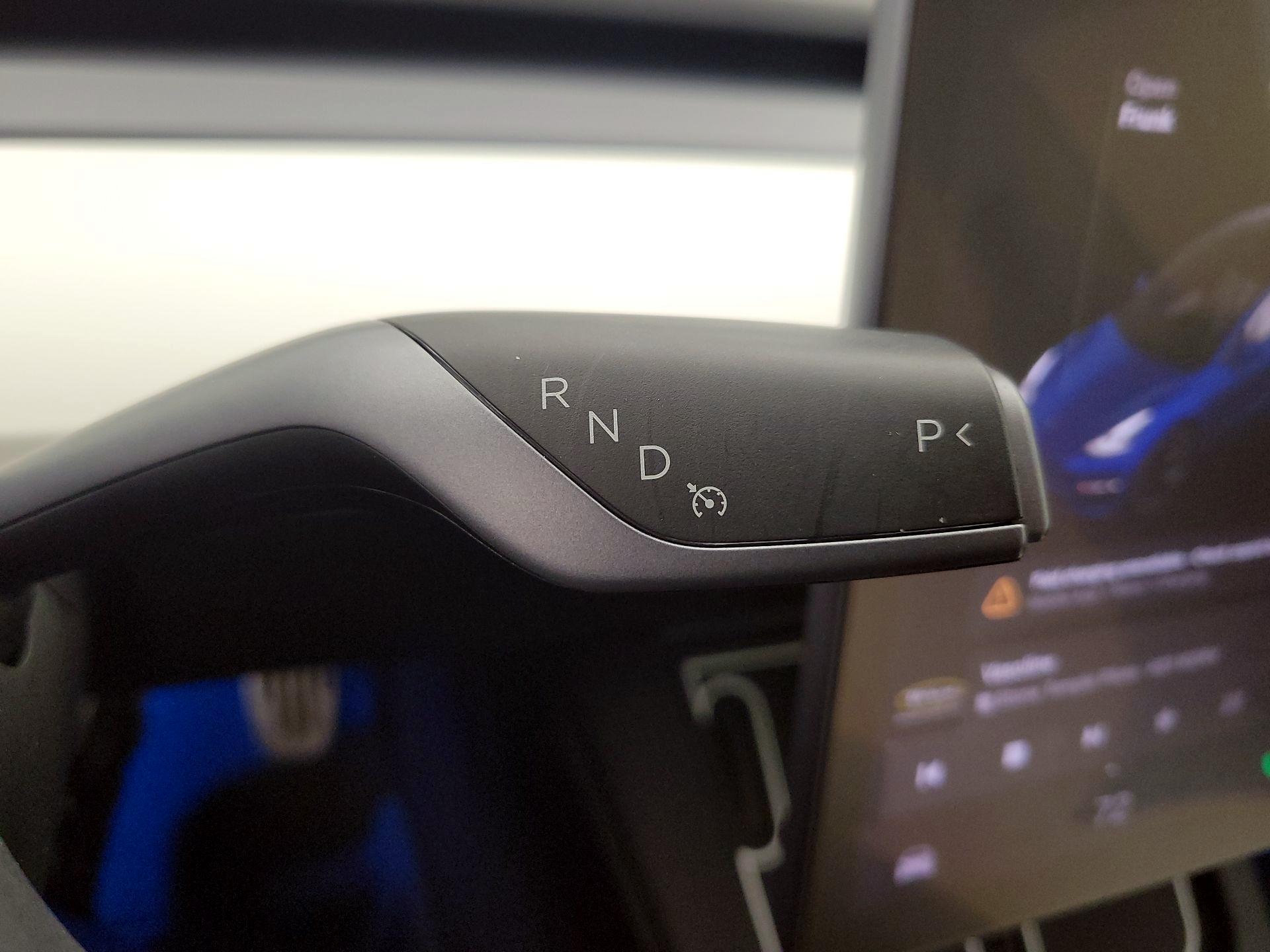 Thumbnail: 2022 Tesla Model 3 - 17