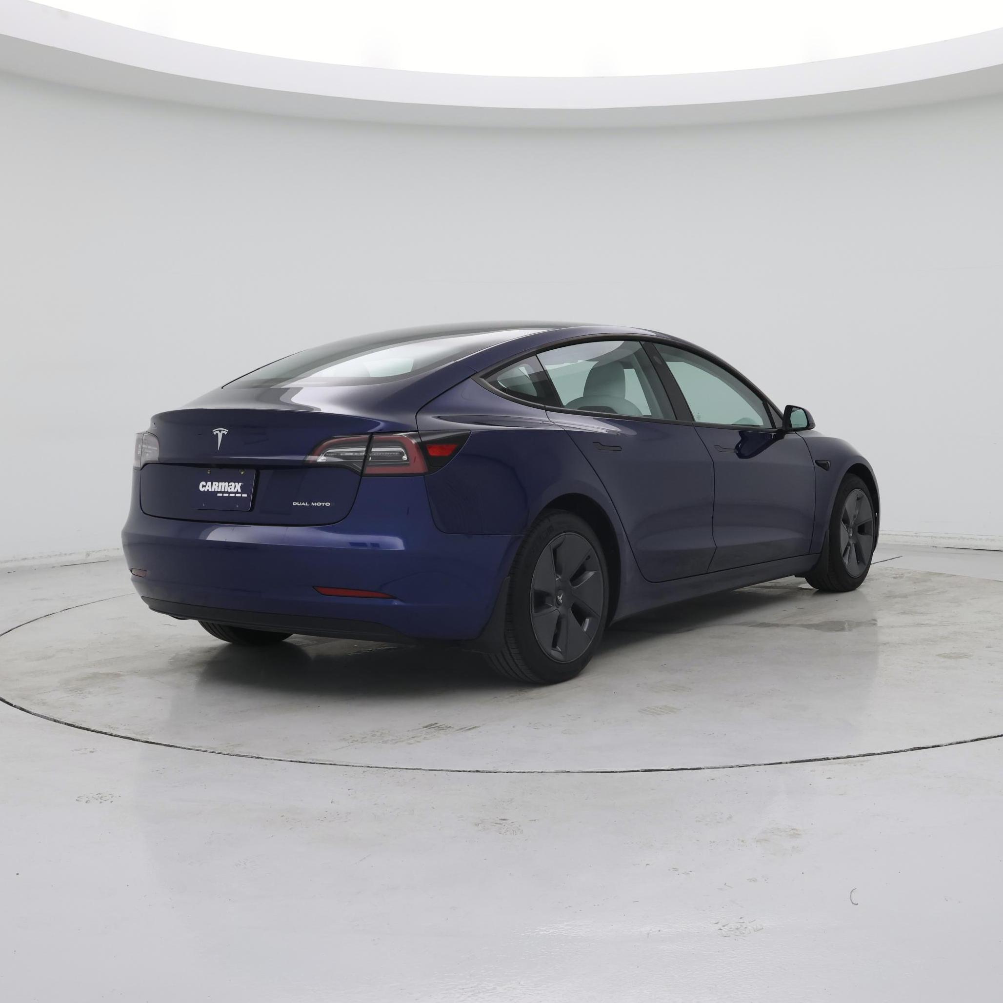 Thumbnail: 2022 Tesla Model 3 - 8