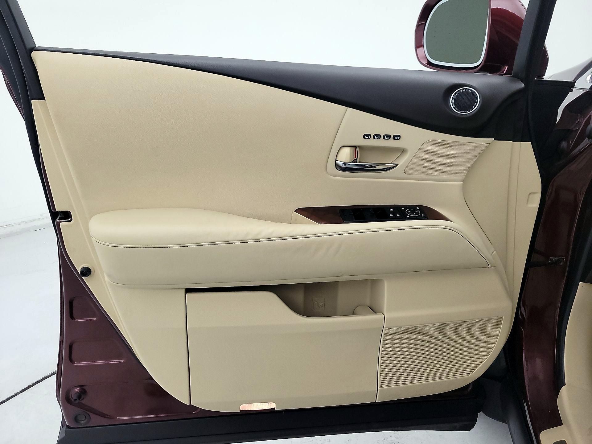 Thumbnail: 2015 Lexus RX - 12