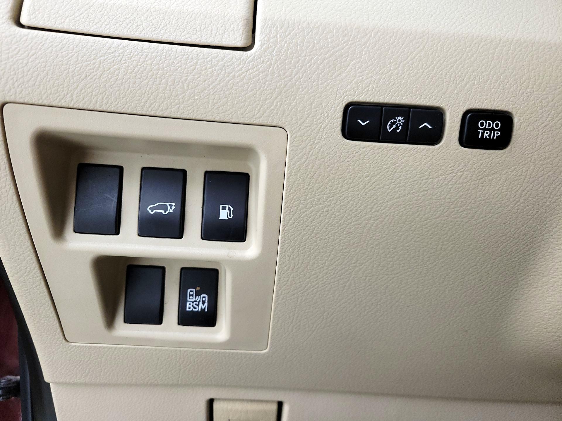 Thumbnail: 2015 Lexus RX - 13