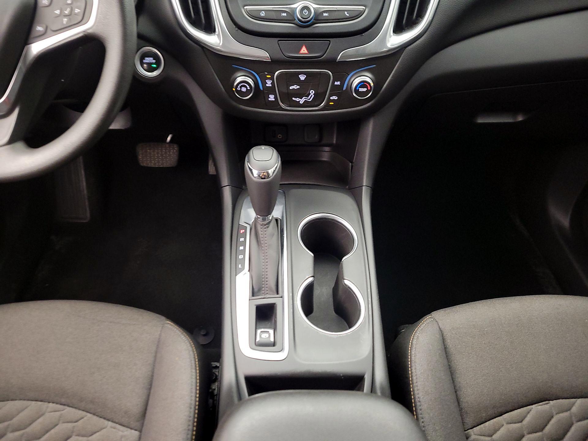 Thumbnail: 2018 Chevrolet Equinox - 17