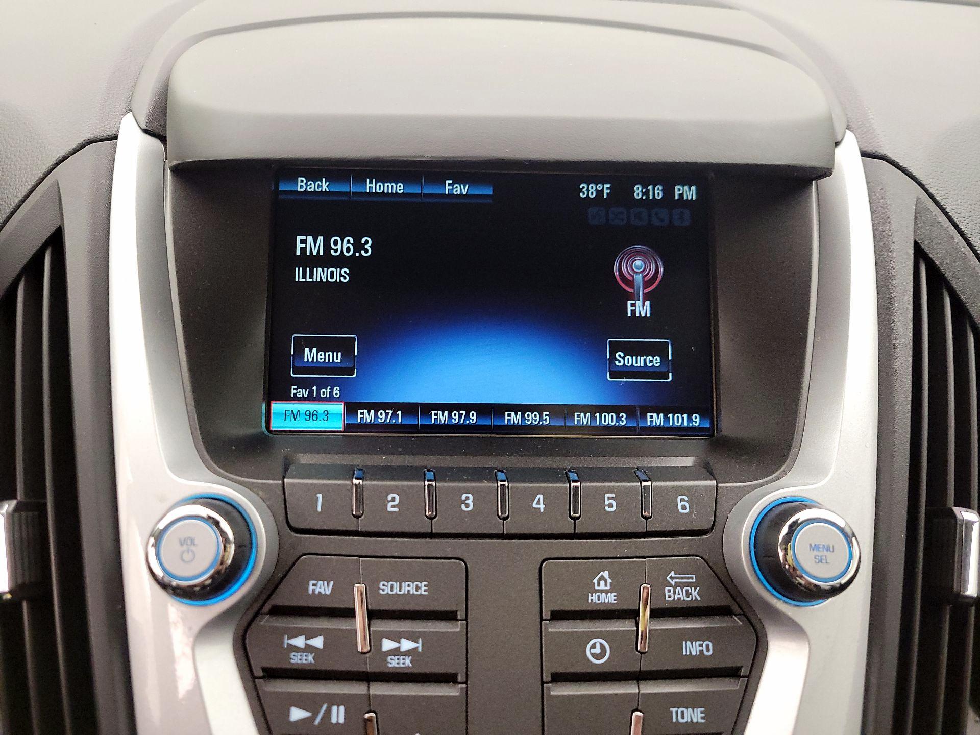 Thumbnail: 2015 Chevrolet Equinox - 14