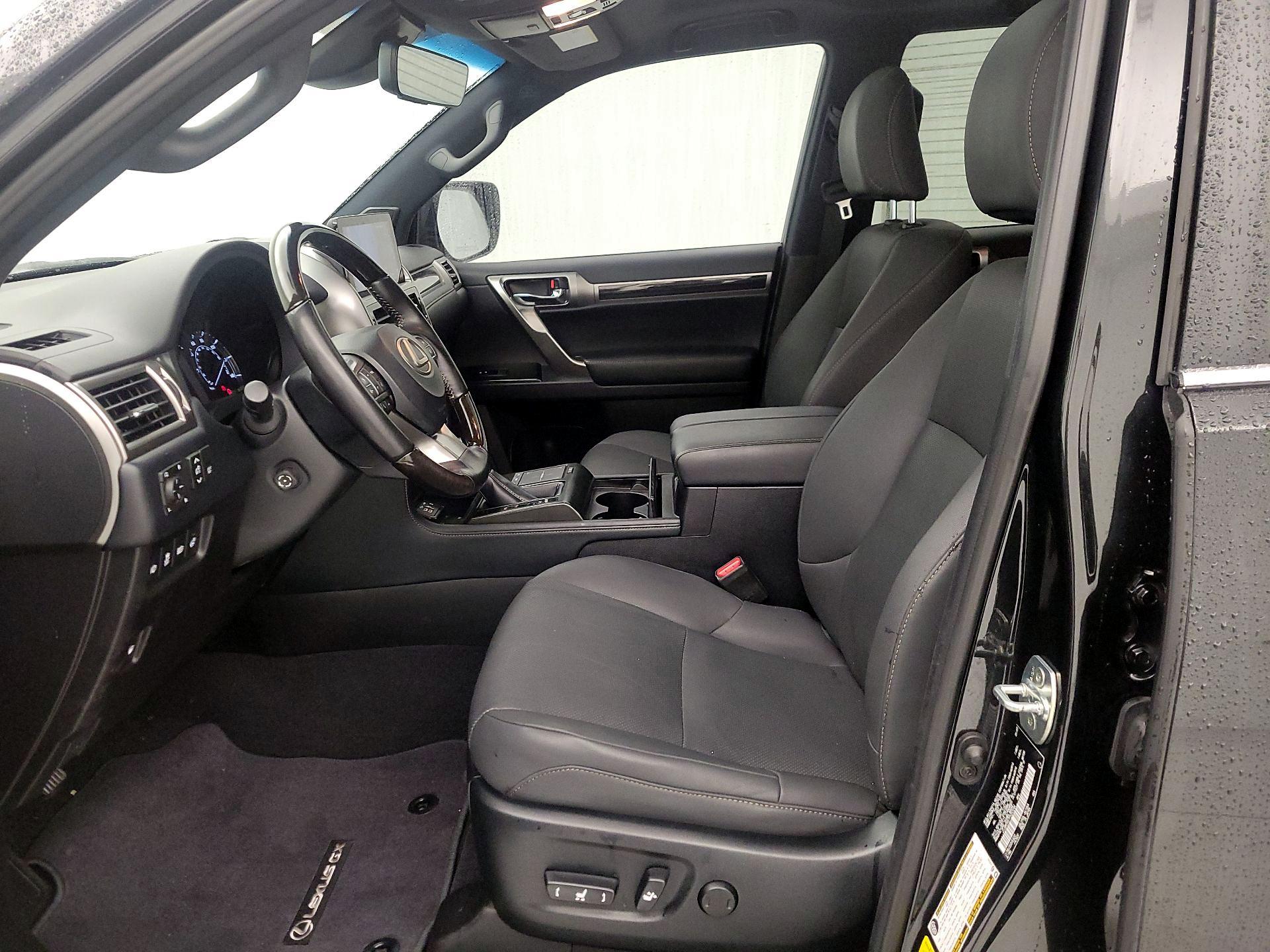 Thumbnail: 2023 Lexus GX - 11