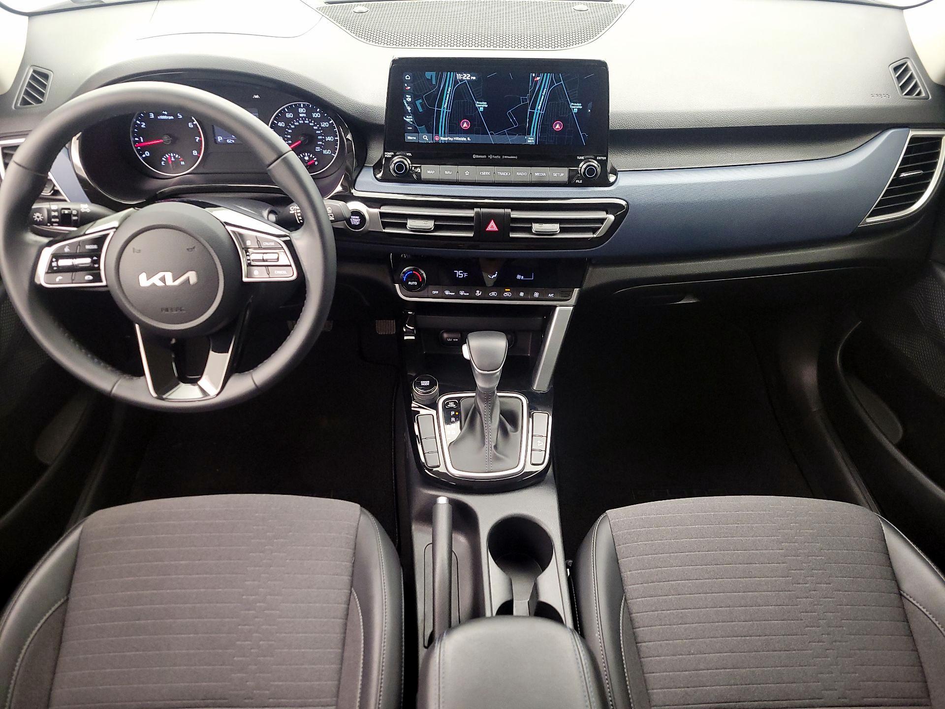 Thumbnail: 2023 Kia Seltos - 9