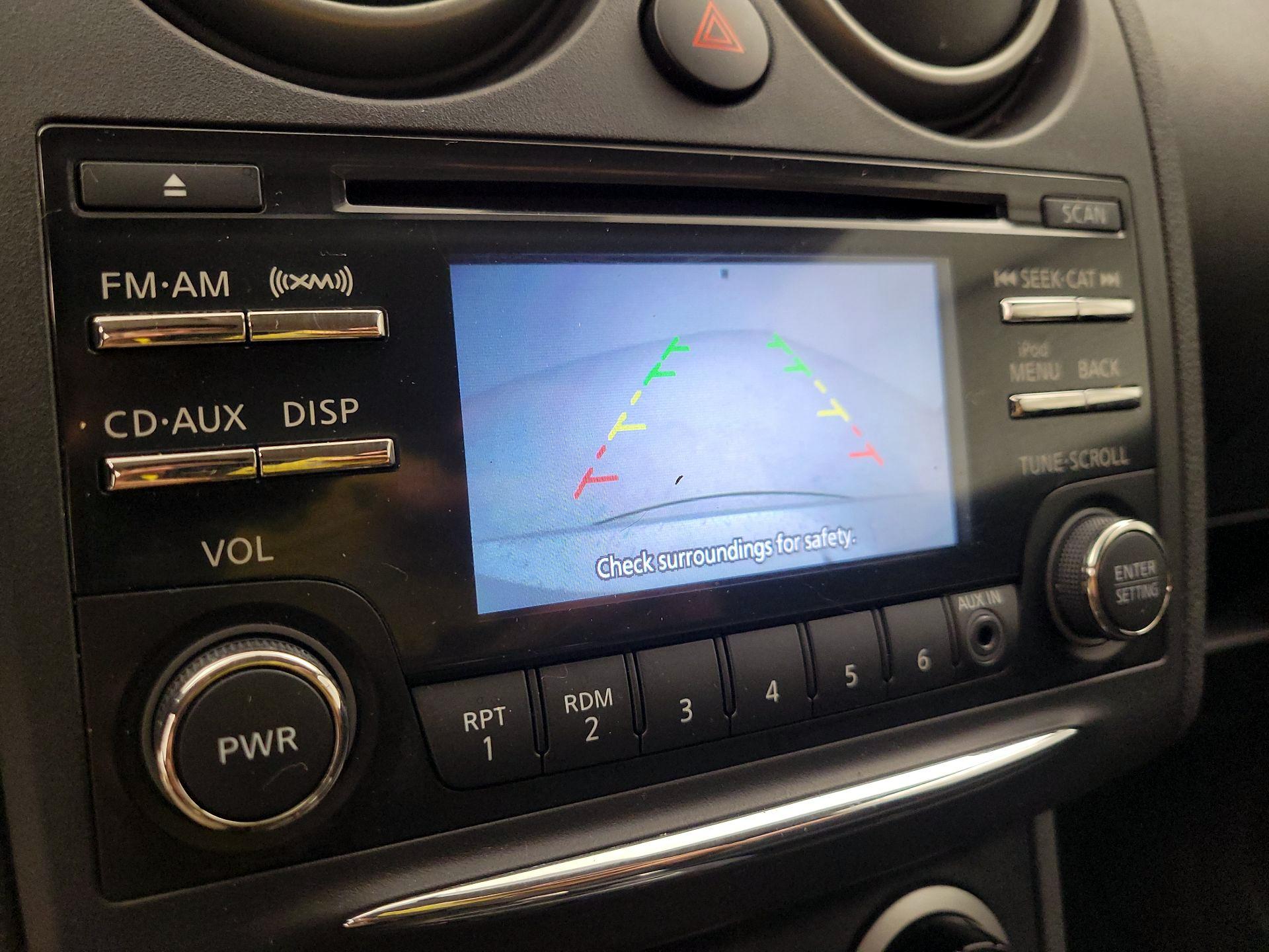 Thumbnail: 2015 Nissan Rogue - 14