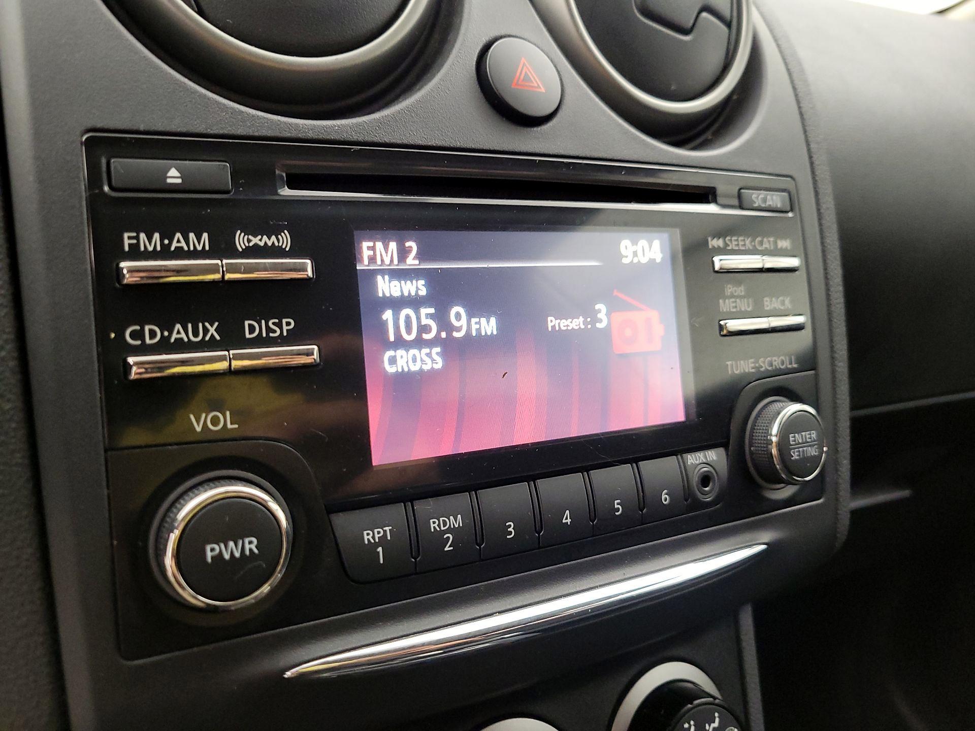 Thumbnail: 2015 Nissan Rogue - 15