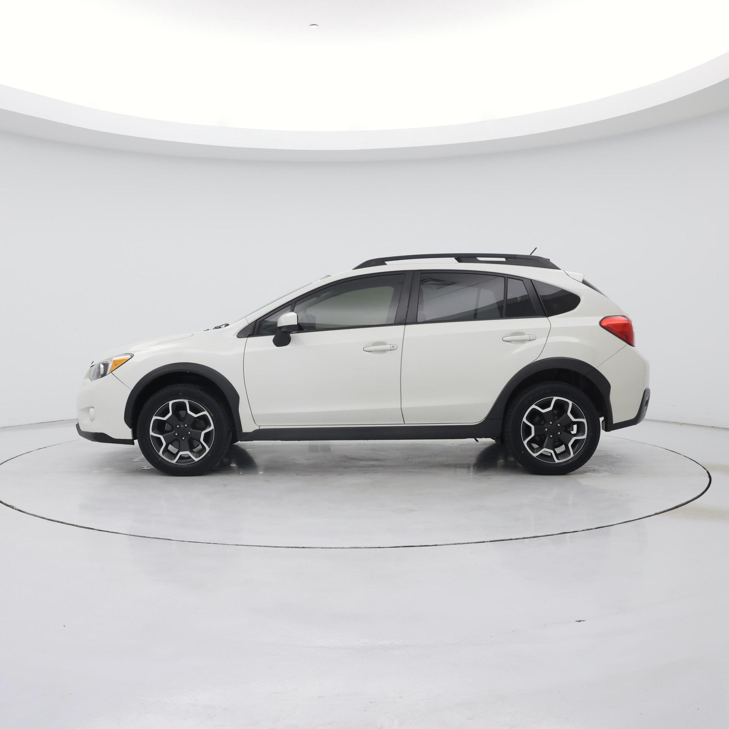 Thumbnail: 2015 Subaru XV Crosstrek - 3
