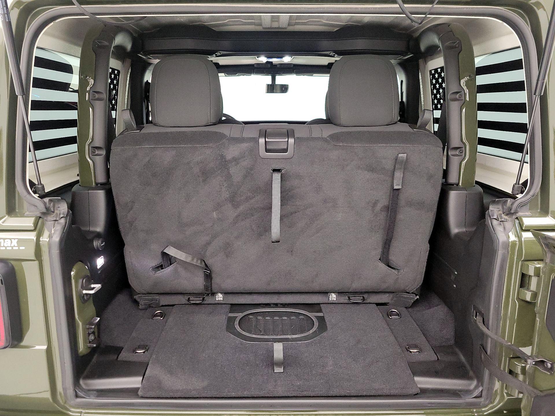 Thumbnail: 2023 Jeep Wrangler - 20