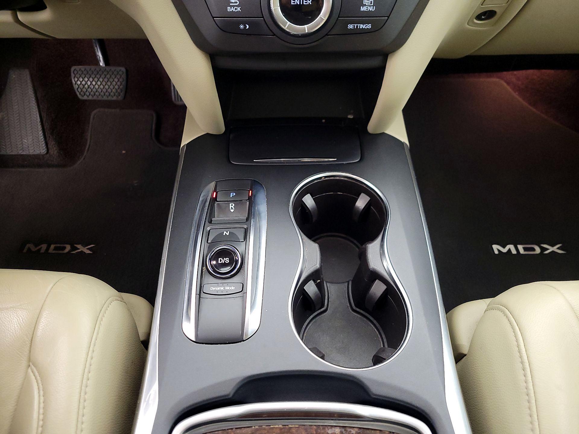 Thumbnail: 2017 Acura MDX - 17