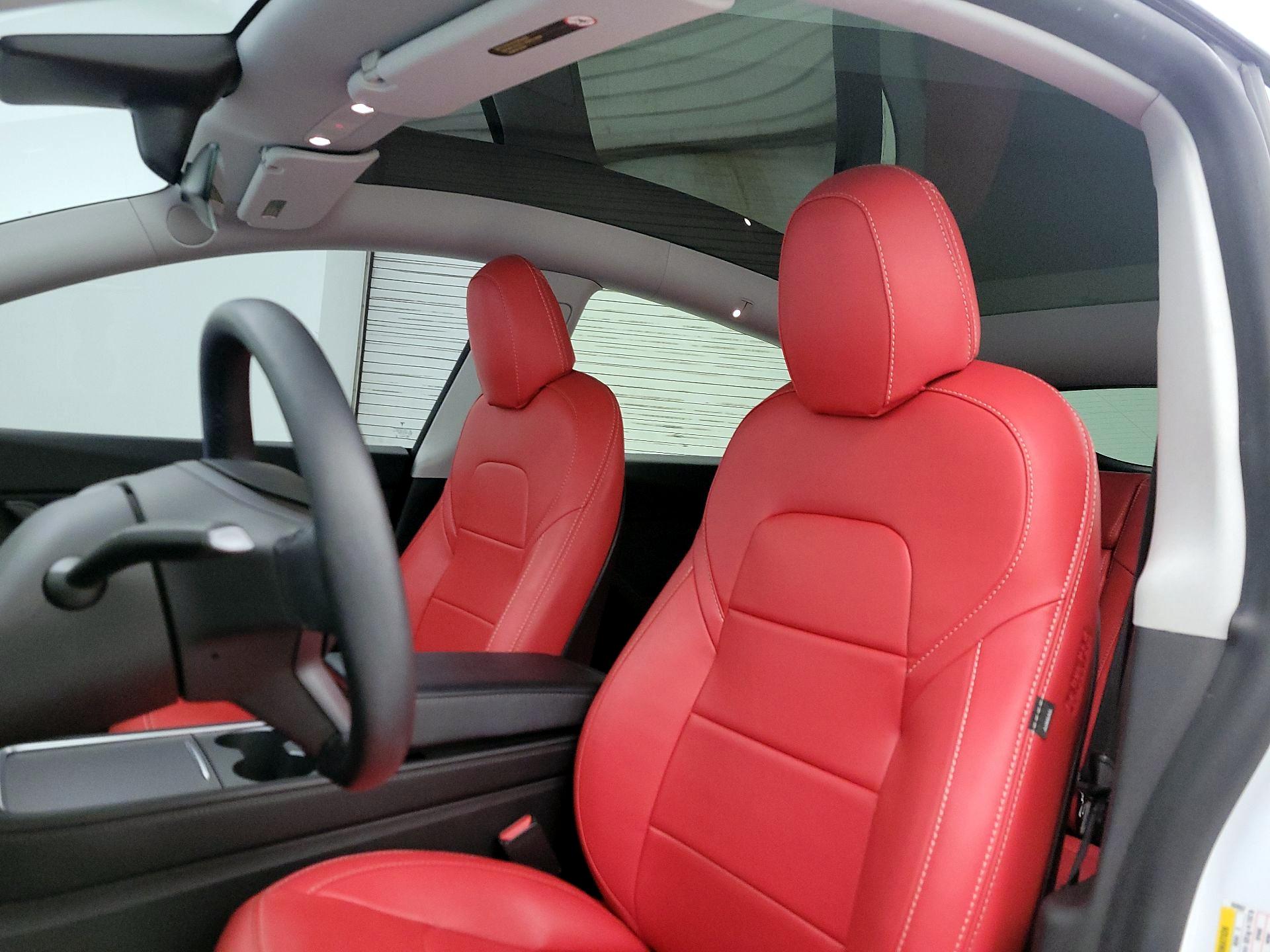 Thumbnail: 2021 Tesla Model Y - 17