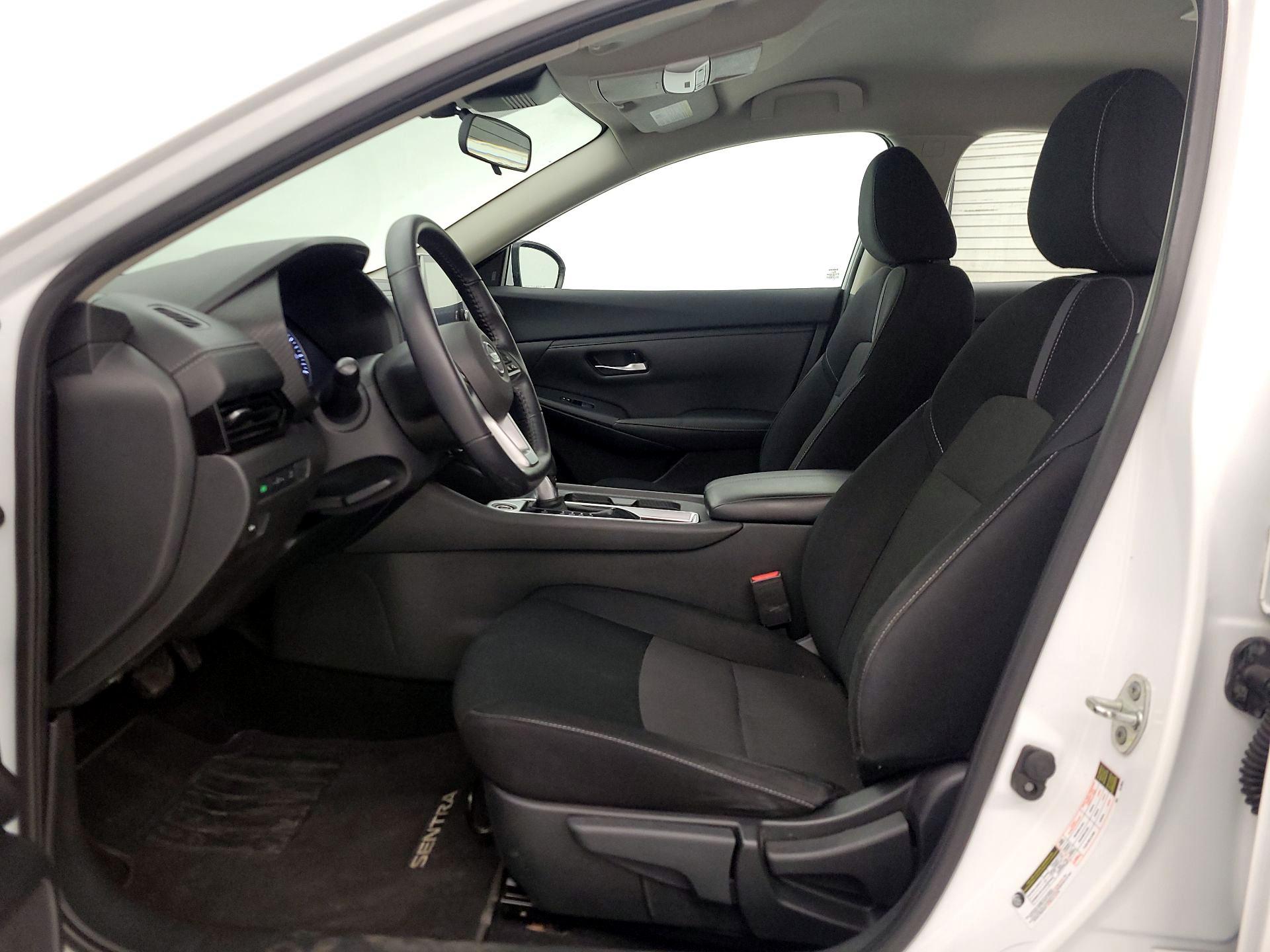 Thumbnail: 2021 Nissan Sentra - 11