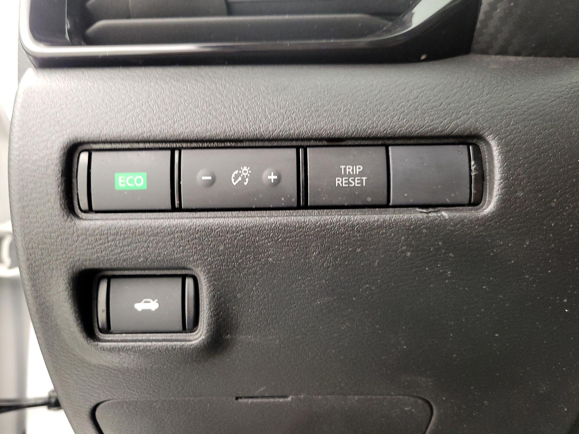 Thumbnail: 2021 Nissan Sentra - 13