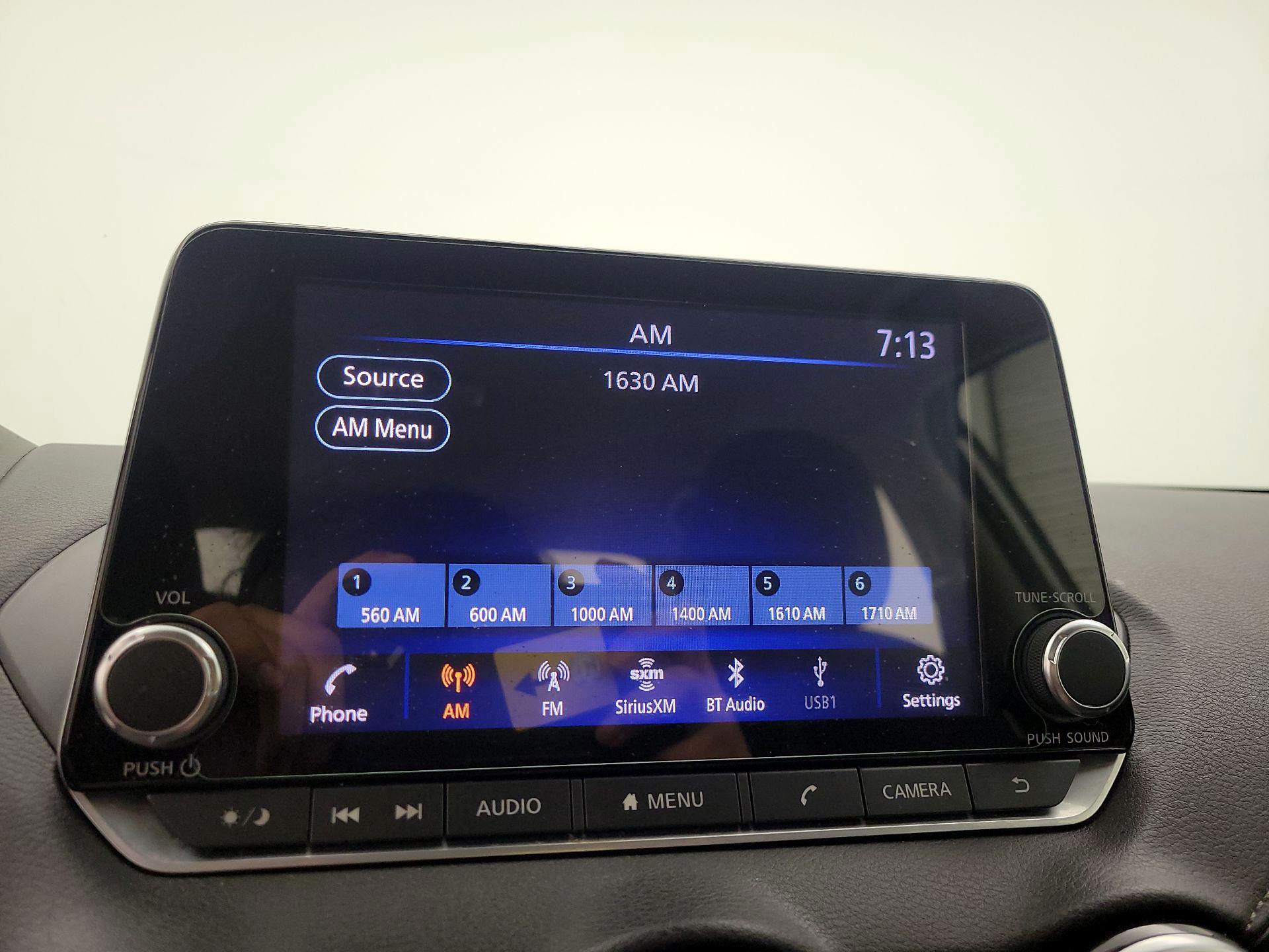 Thumbnail: 2021 Nissan Sentra - 15