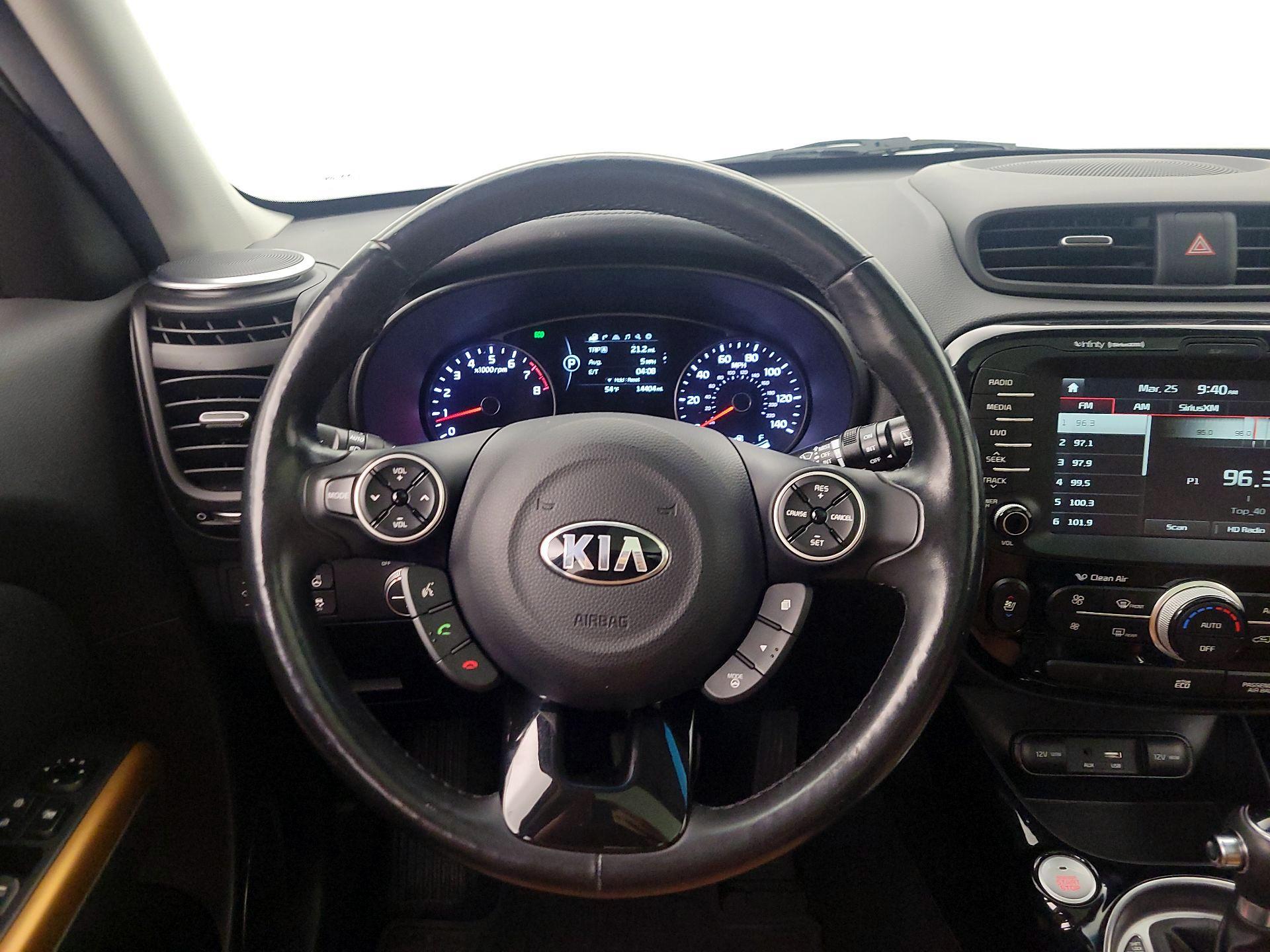 Thumbnail: 2016 Kia Soul - 10