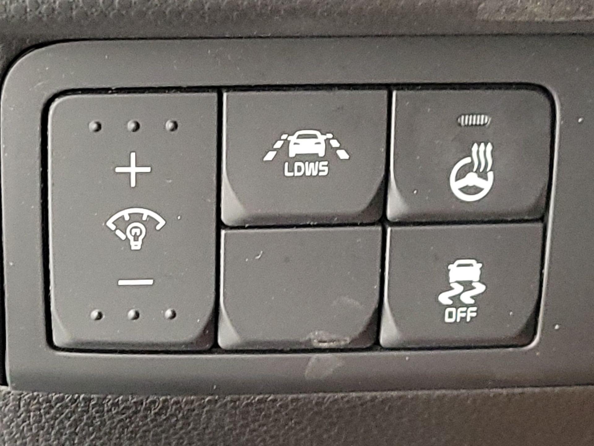 Thumbnail: 2016 Kia Soul - 13