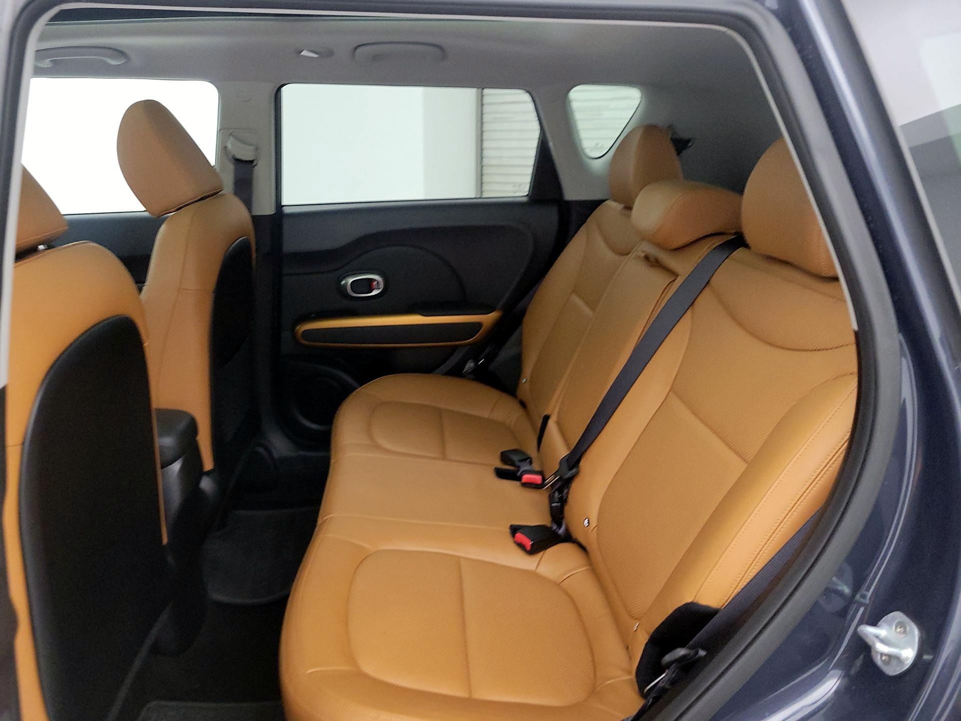 Thumbnail: 2016 Kia Soul - 20