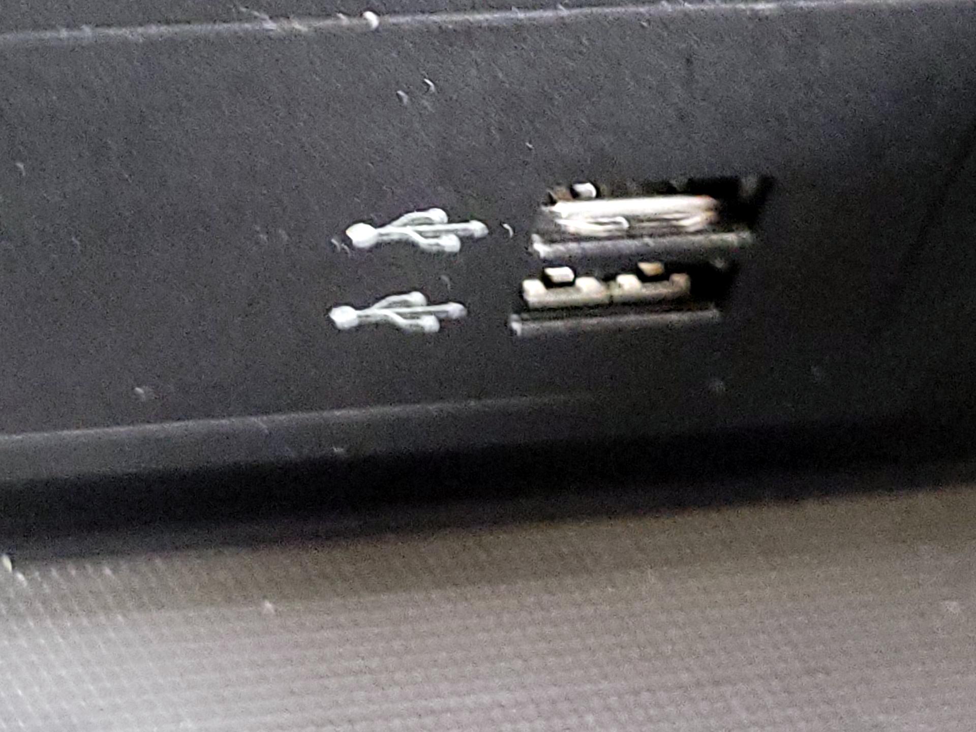 Thumbnail: 2017 Nissan Pathfinder - 18