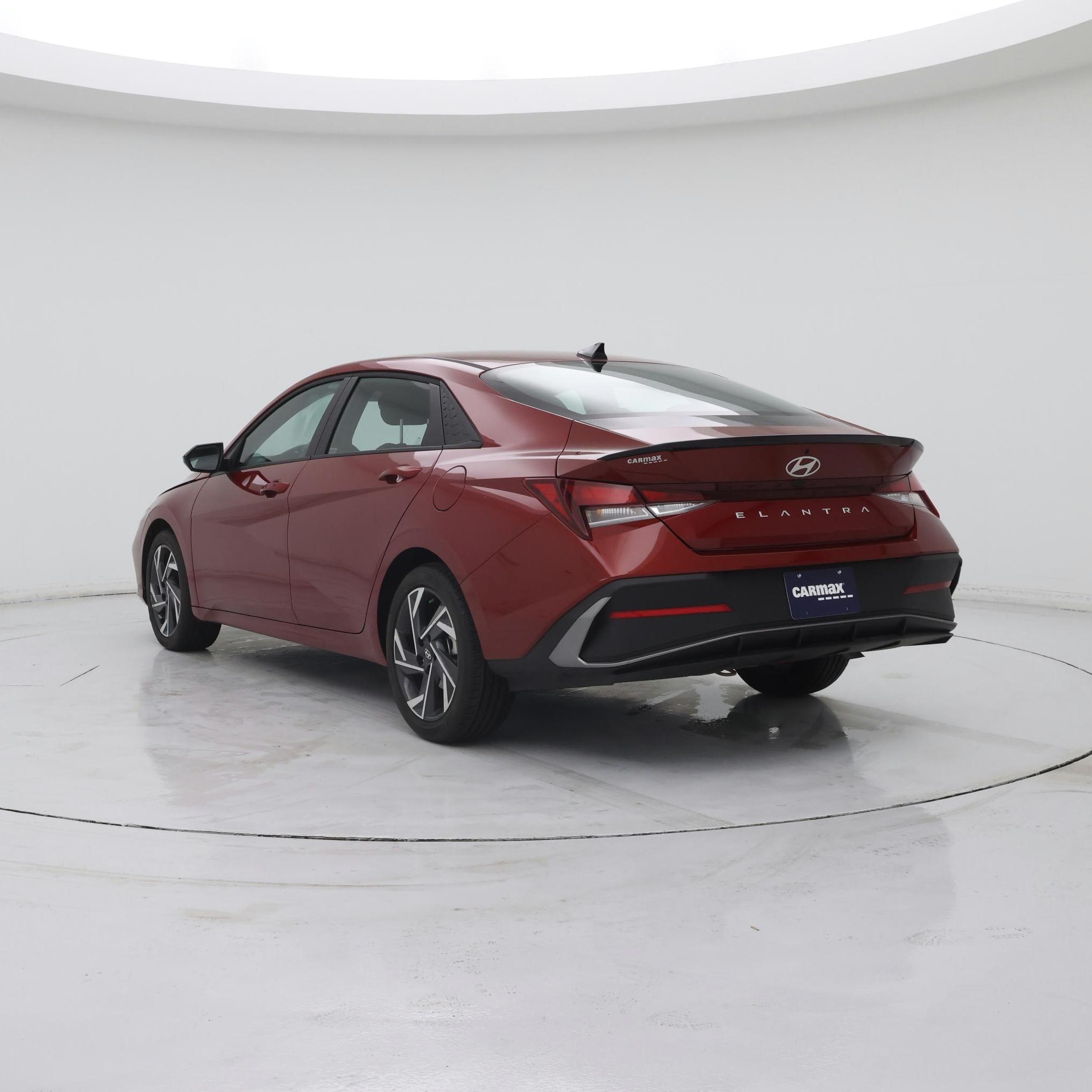 Thumbnail: 2025 Hyundai Elantra - 2