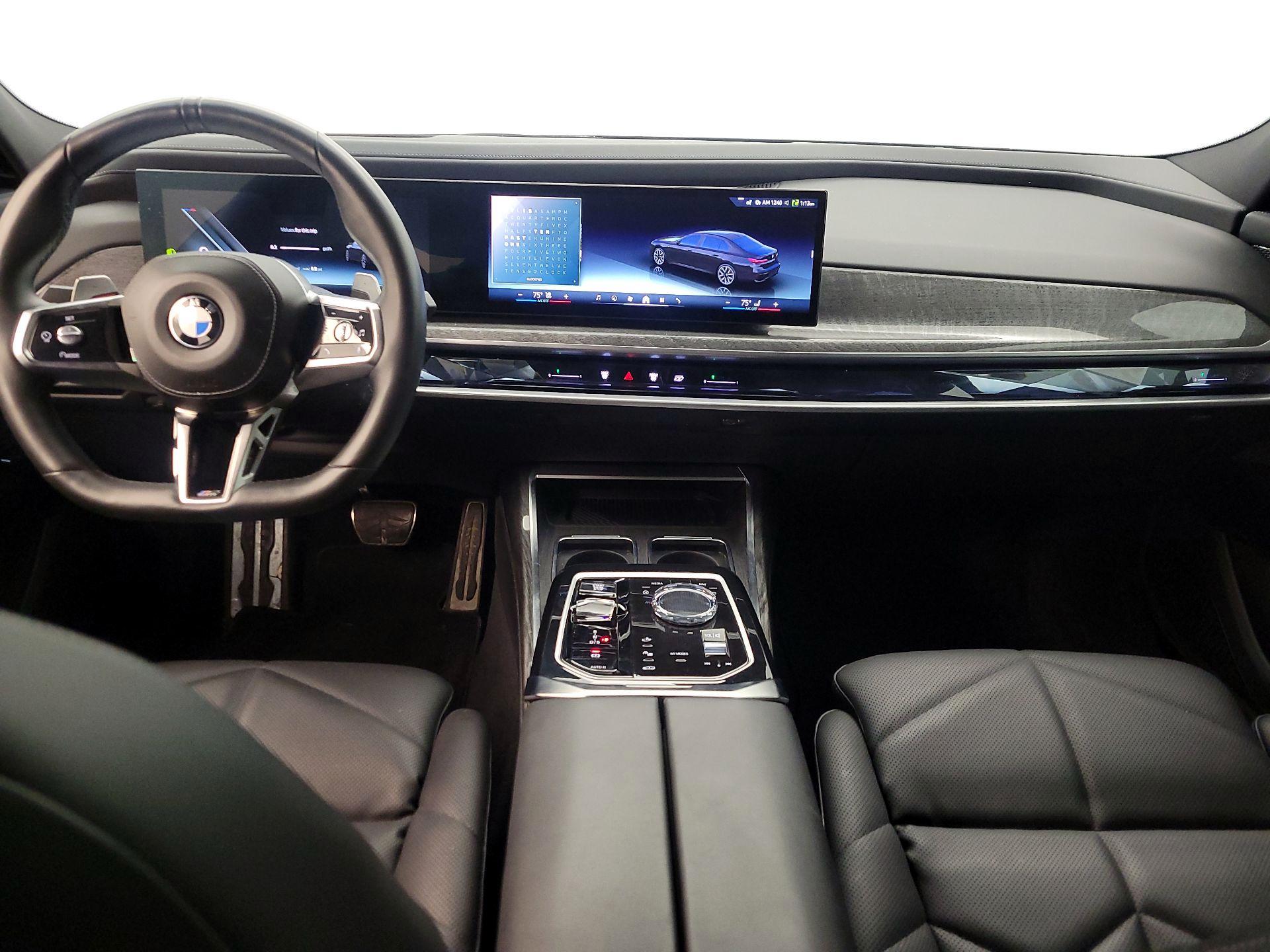 Thumbnail: 2024 BMW 7 Series - 9