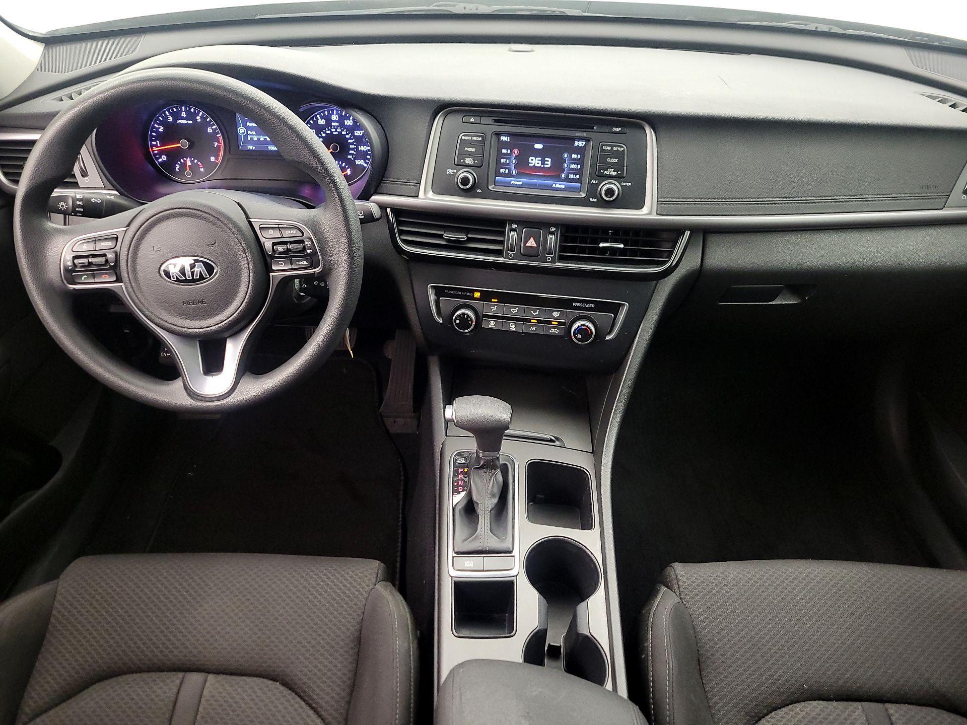 Thumbnail: 2016 Kia Optima - 9