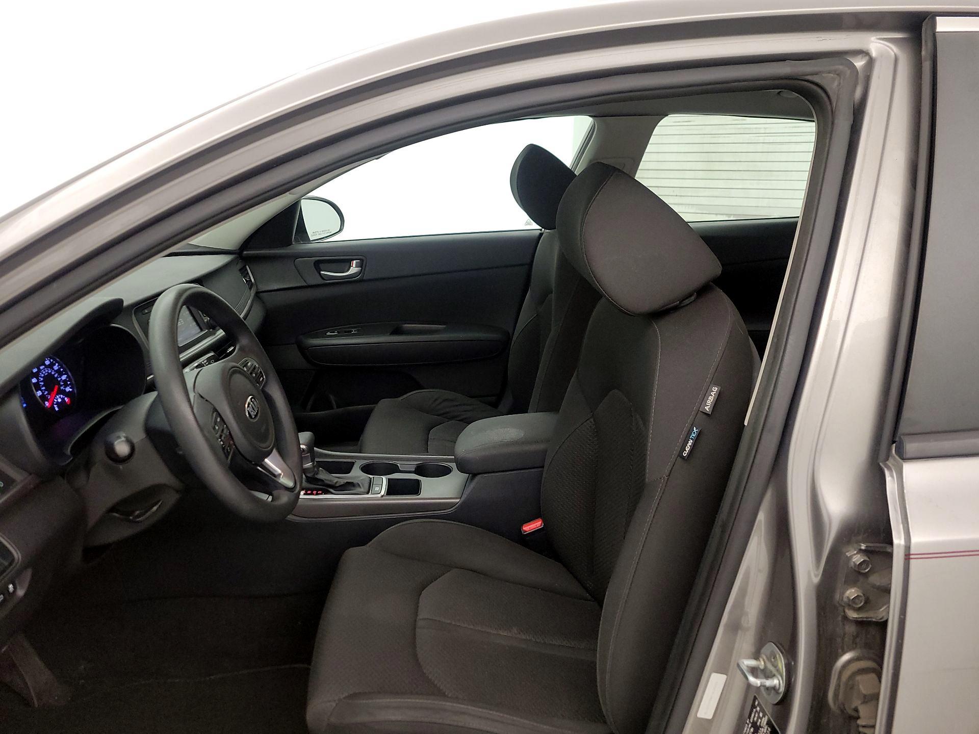 Thumbnail: 2016 Kia Optima - 11