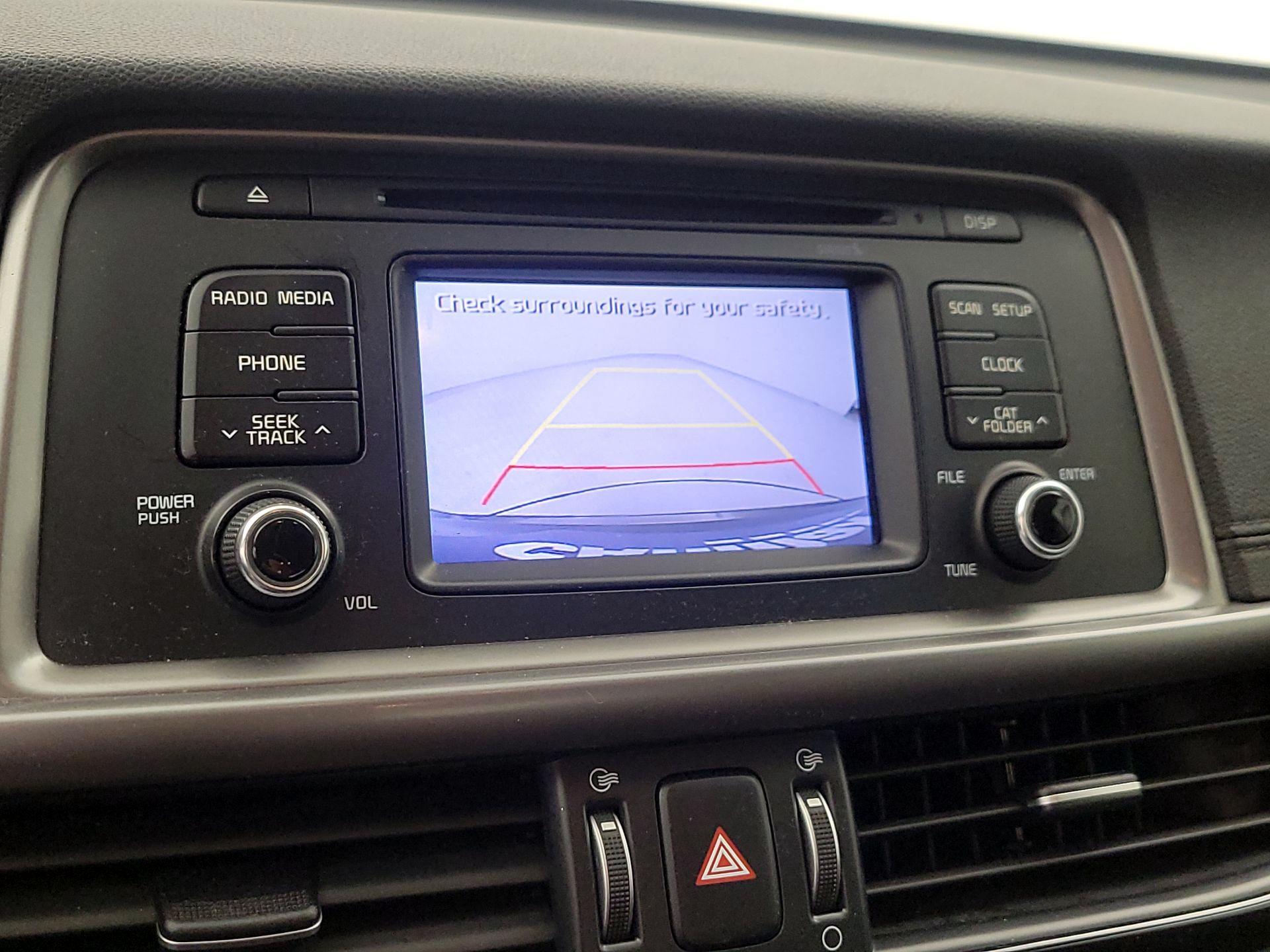 Thumbnail: 2016 Kia Optima - 14