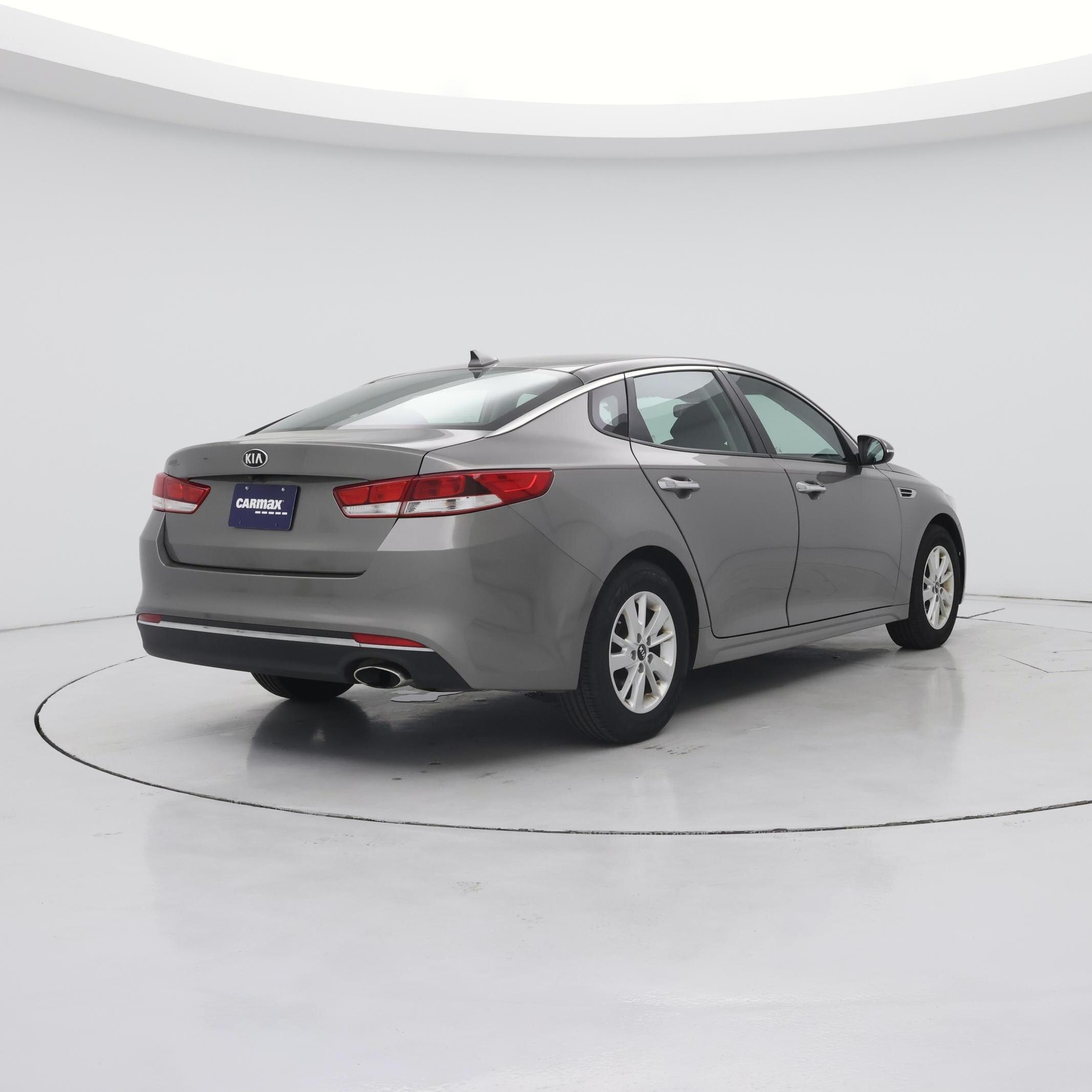 Thumbnail: 2016 Kia Optima - 8