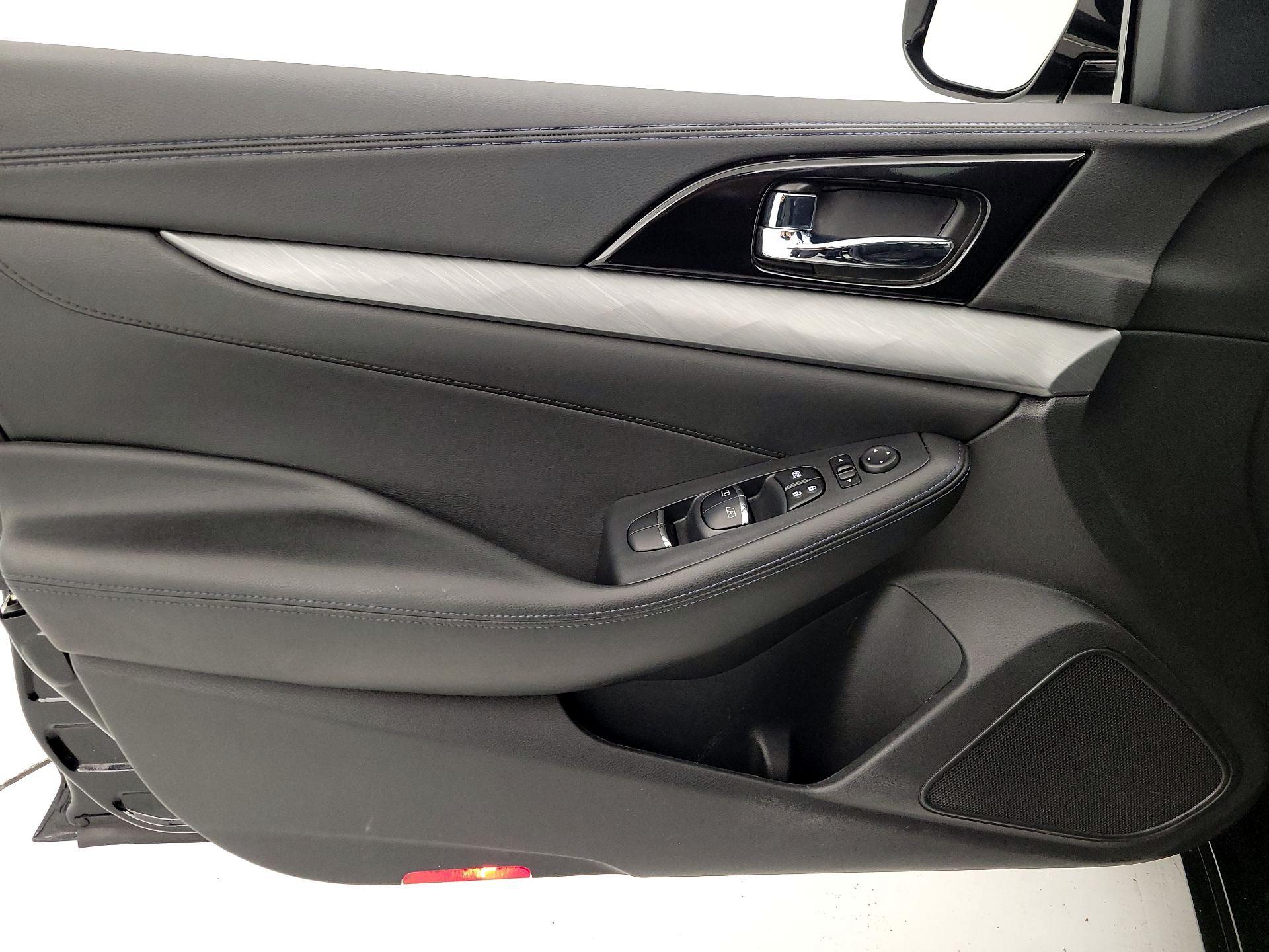 Thumbnail: 2018 Nissan Maxima - 12