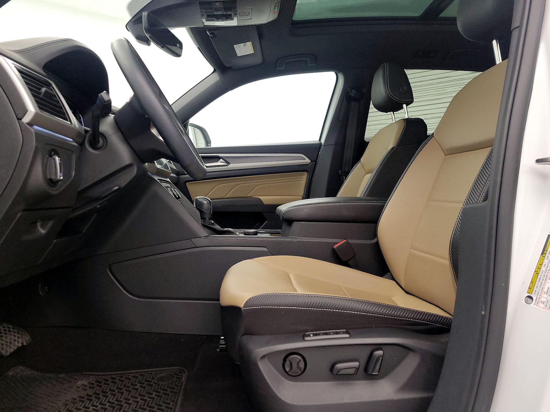 Thumbnail: 2023 Volkswagen Atlas - 11