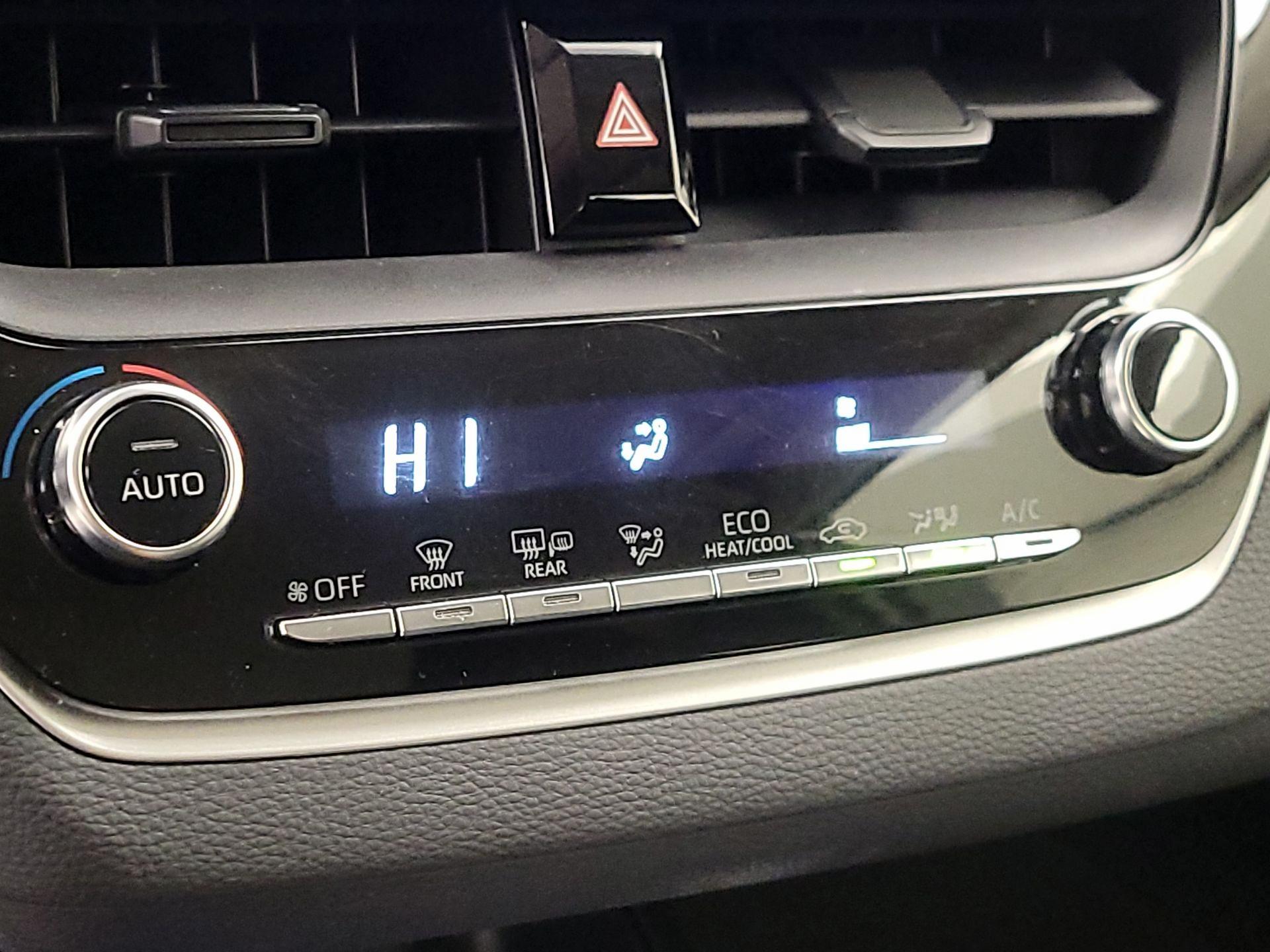 Thumbnail: 2022 Toyota Corolla - 16