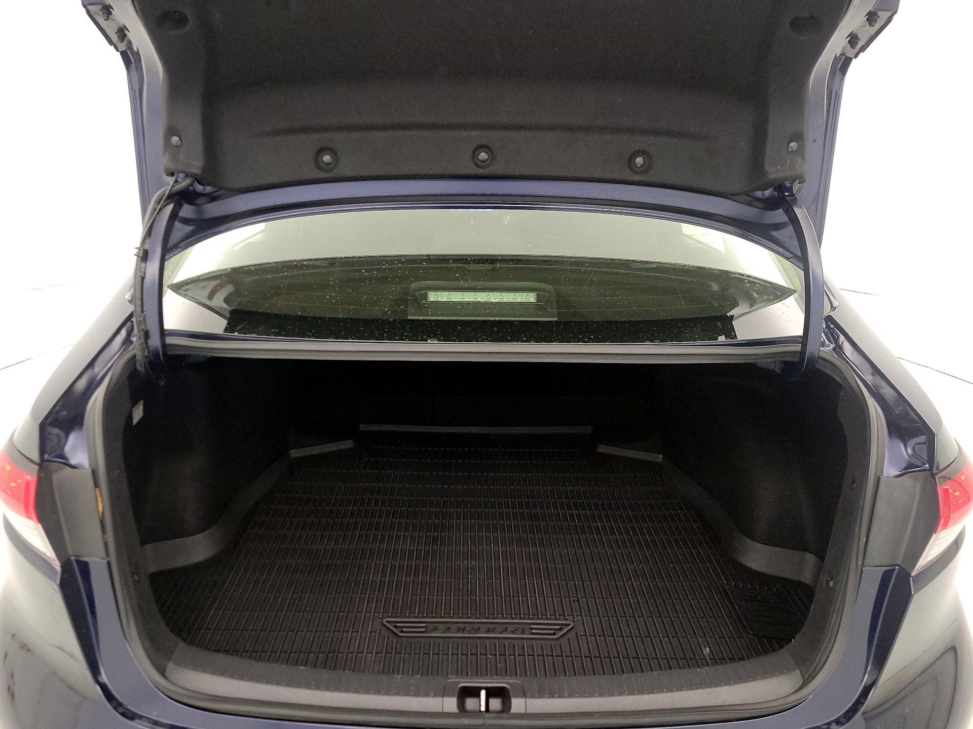 Thumbnail: 2022 Toyota Corolla - 20